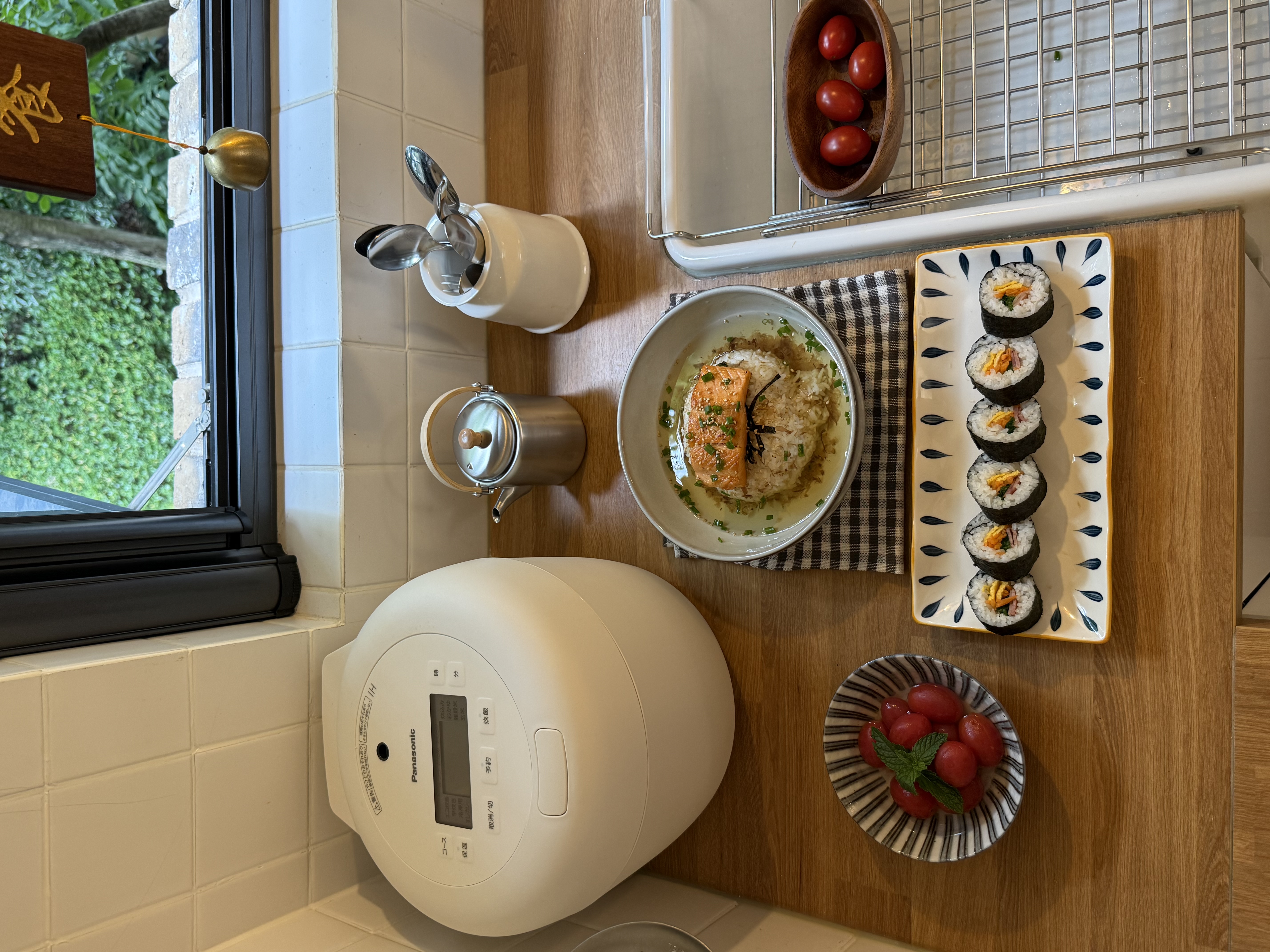 松下（Panasonic）SR-H10BEW 白色3L 新款3-5人家用2段IH电磁加热 备长炭内胆电饭锅煲 小巧不占地 实拍图
