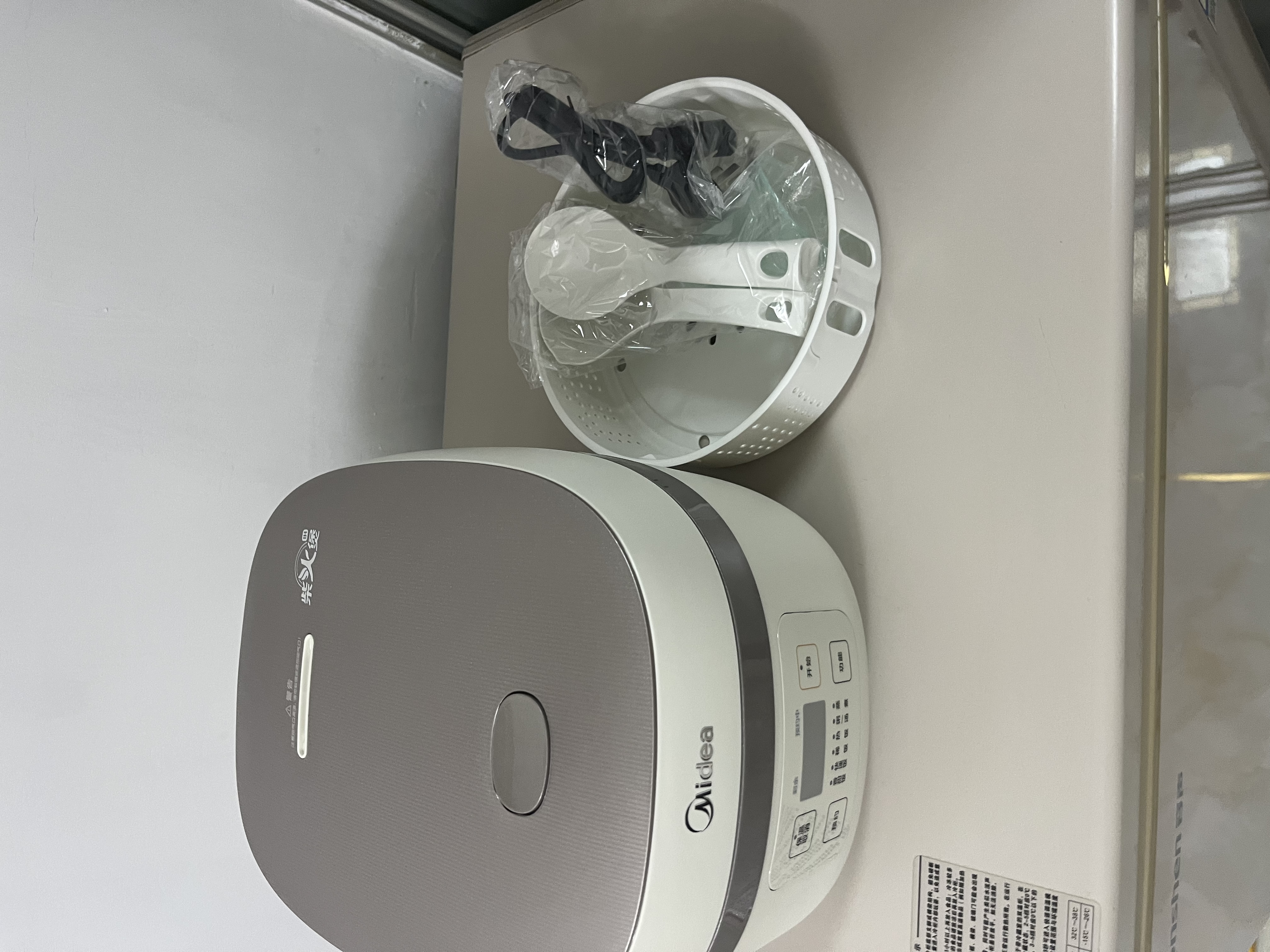 美的（Midea）电饭煲家用4升精铁釜大容量米饭锅智能预约3-4人IH多功能煮小米粥蒸米饭电饭锅AFB40C8品牌官方 实拍图