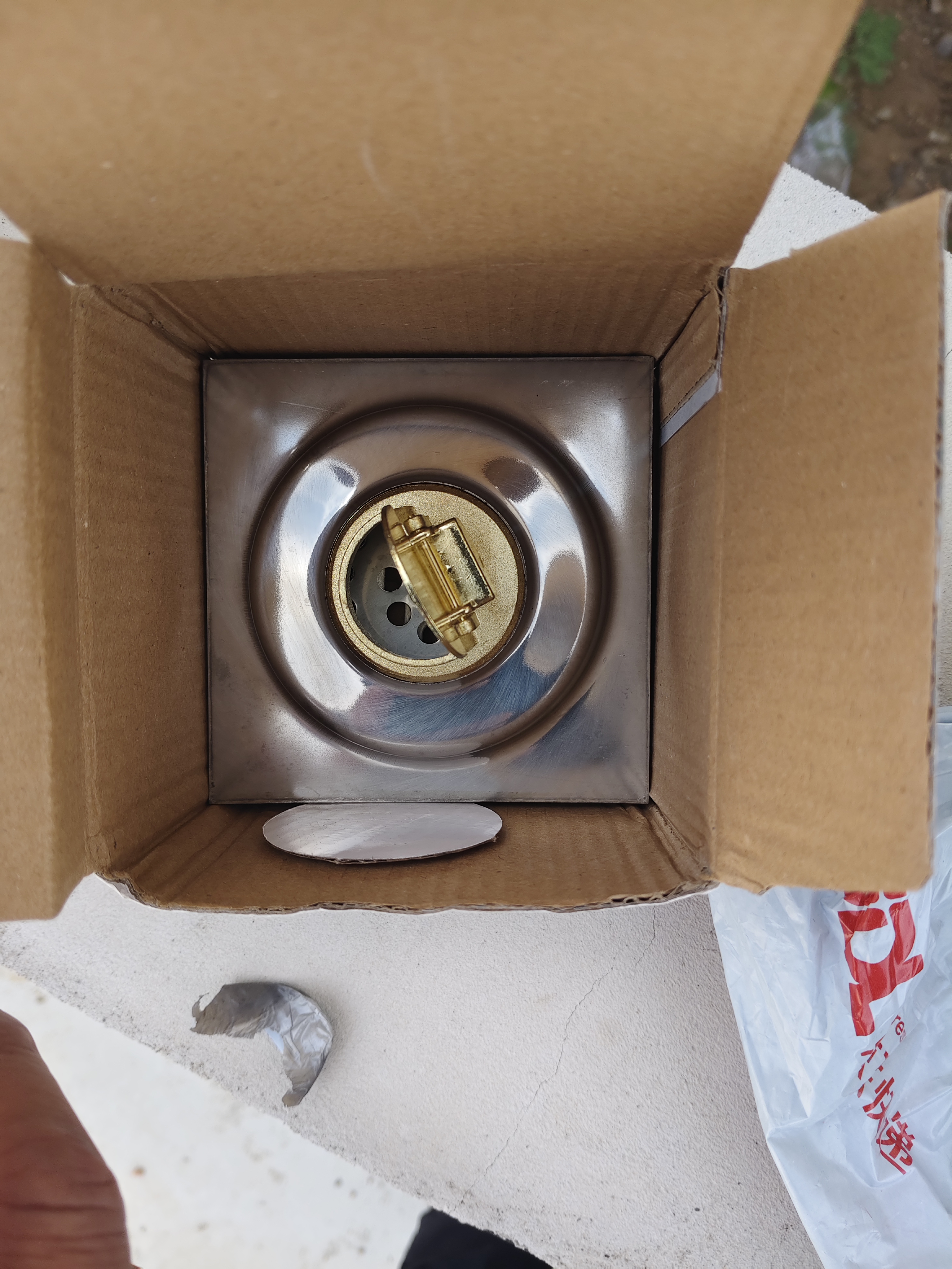 康宝（Canbo）地漏卫生间淋浴大排量亮光色防虫防反味厨卫通用地漏KBLKDL01ST 实拍图