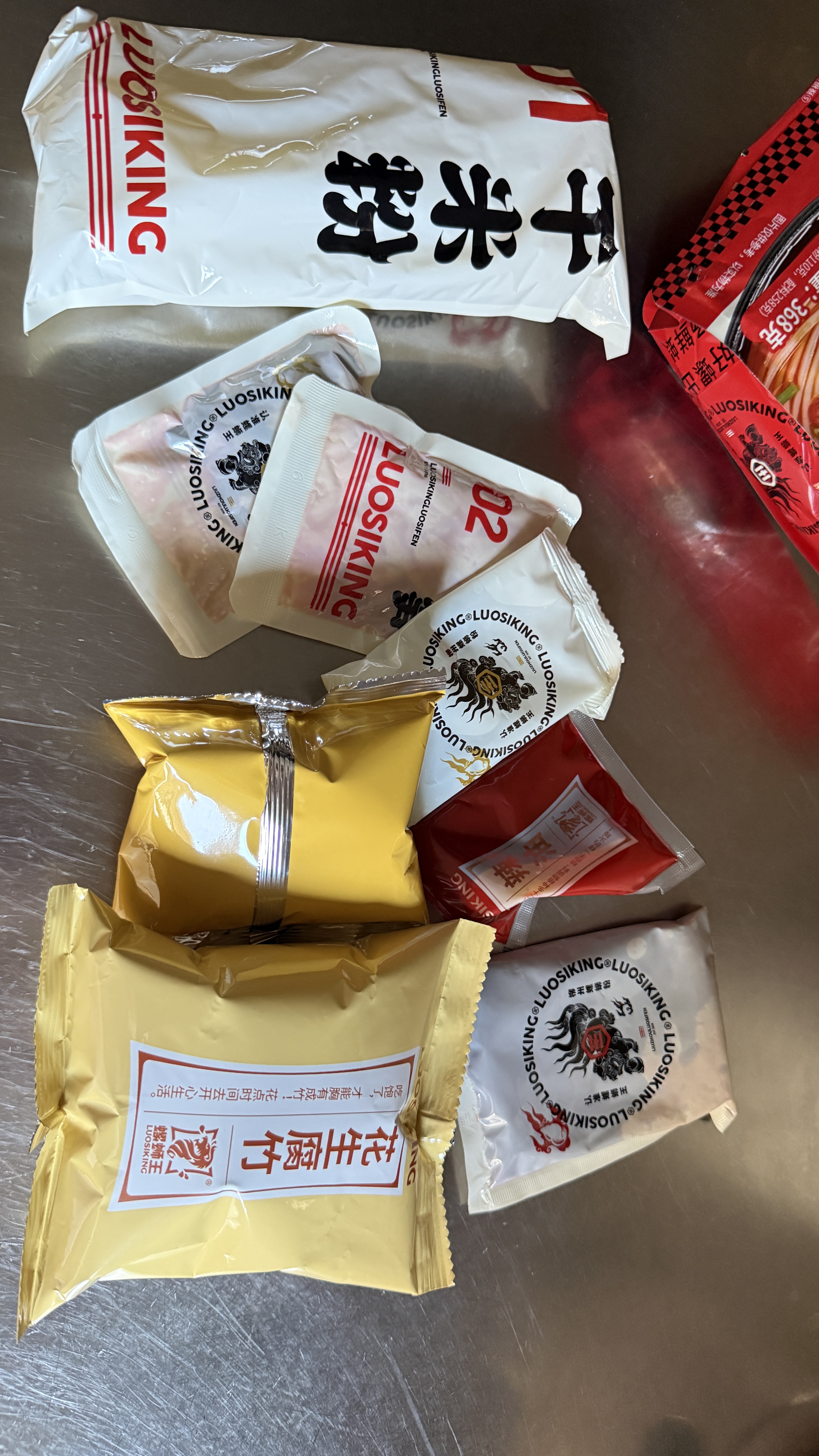 螺蛳王柳州螺蛳粉大片腐竹320g*4袋  广西特产 酸辣粉方便速食米粉米线  实拍图