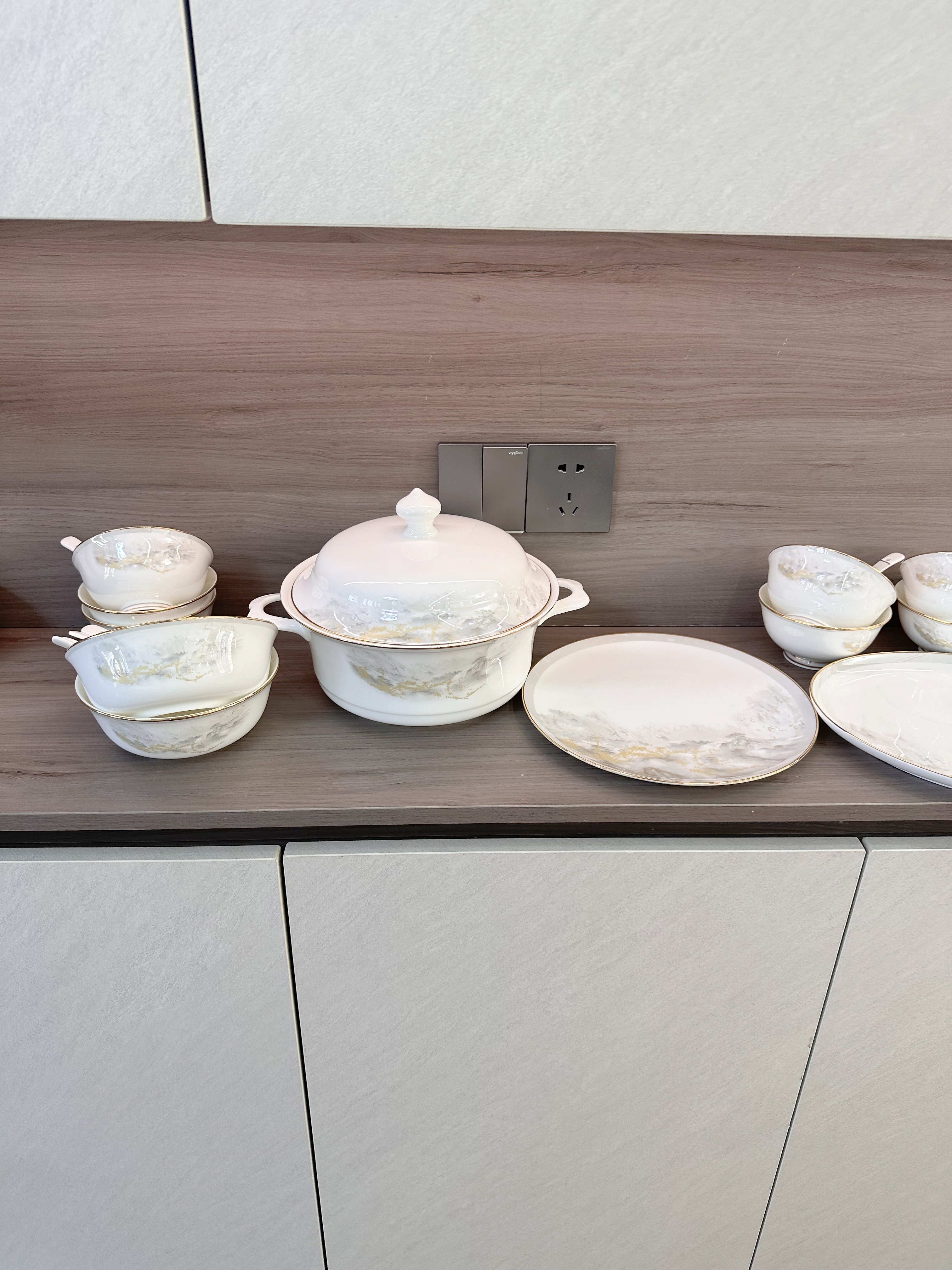 以辰景德镇家用新款碗碟套装中式高颜值陶瓷骨瓷餐具套装碗盘乔迁新居 【超值性价比】大好江山富贵煲配置 62件套 实拍图