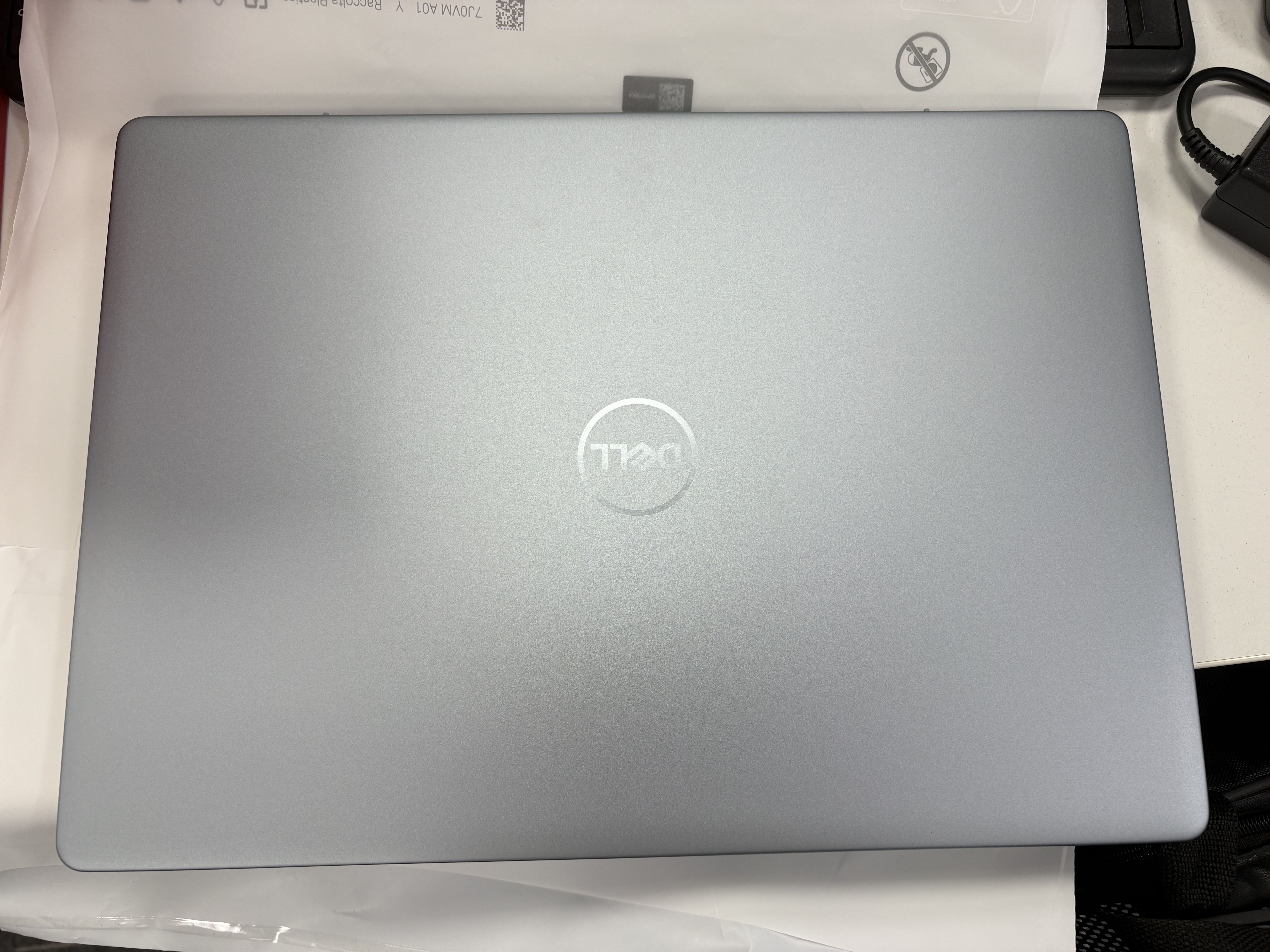 戴尔（DELL）笔记本电脑 国家补贴 灵越16PLUS-7640新款 120Hz 16英寸高性能轻薄本学生办公 酷睿5 16G 1T 2.5K 实拍图