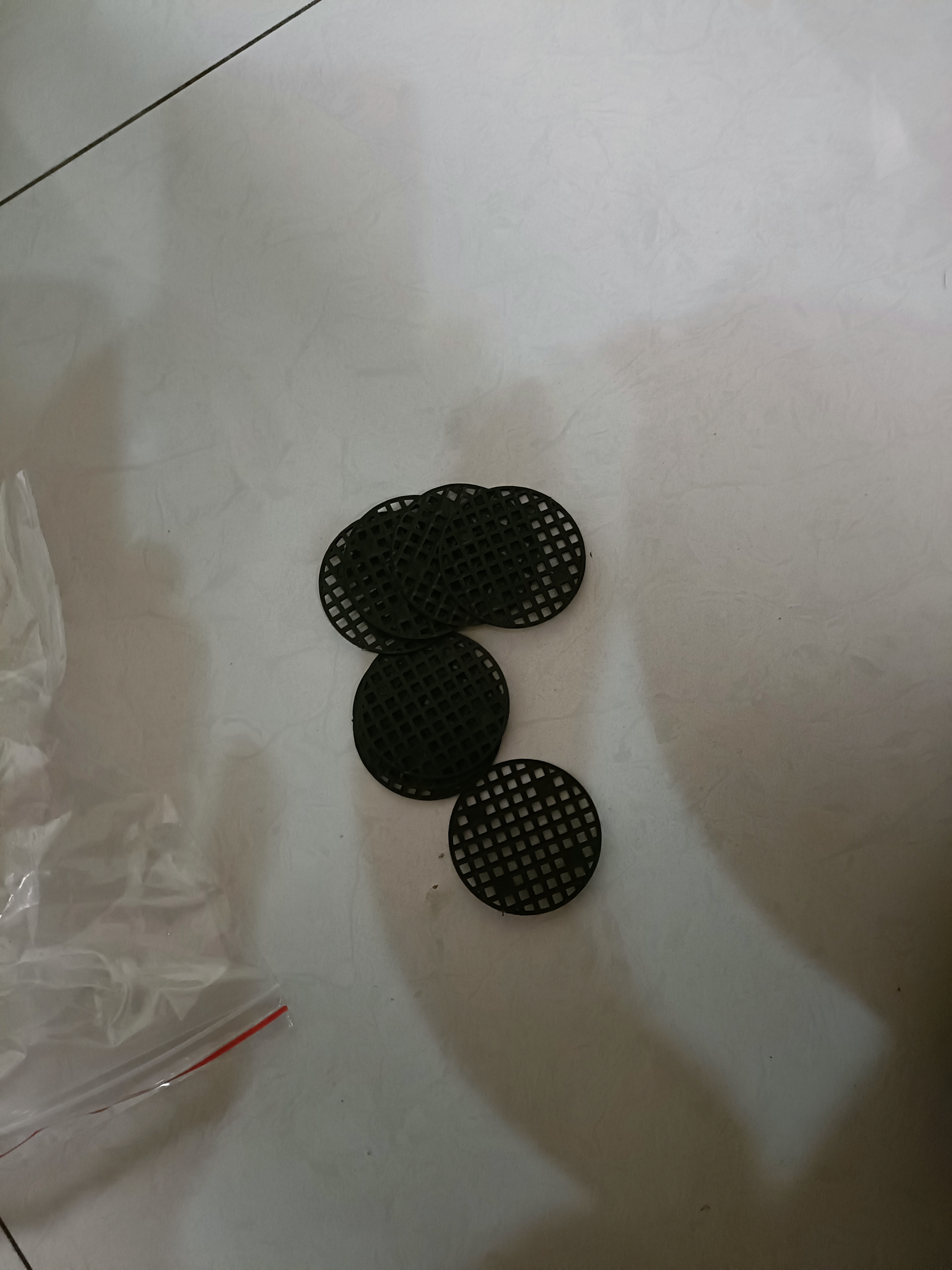 德沃多花盆底部防漏土垫片塑料网格垫片圆形底孔透气网垫锥形垫片垫底 花盆垫片黑色4.5cm*8个 实拍图