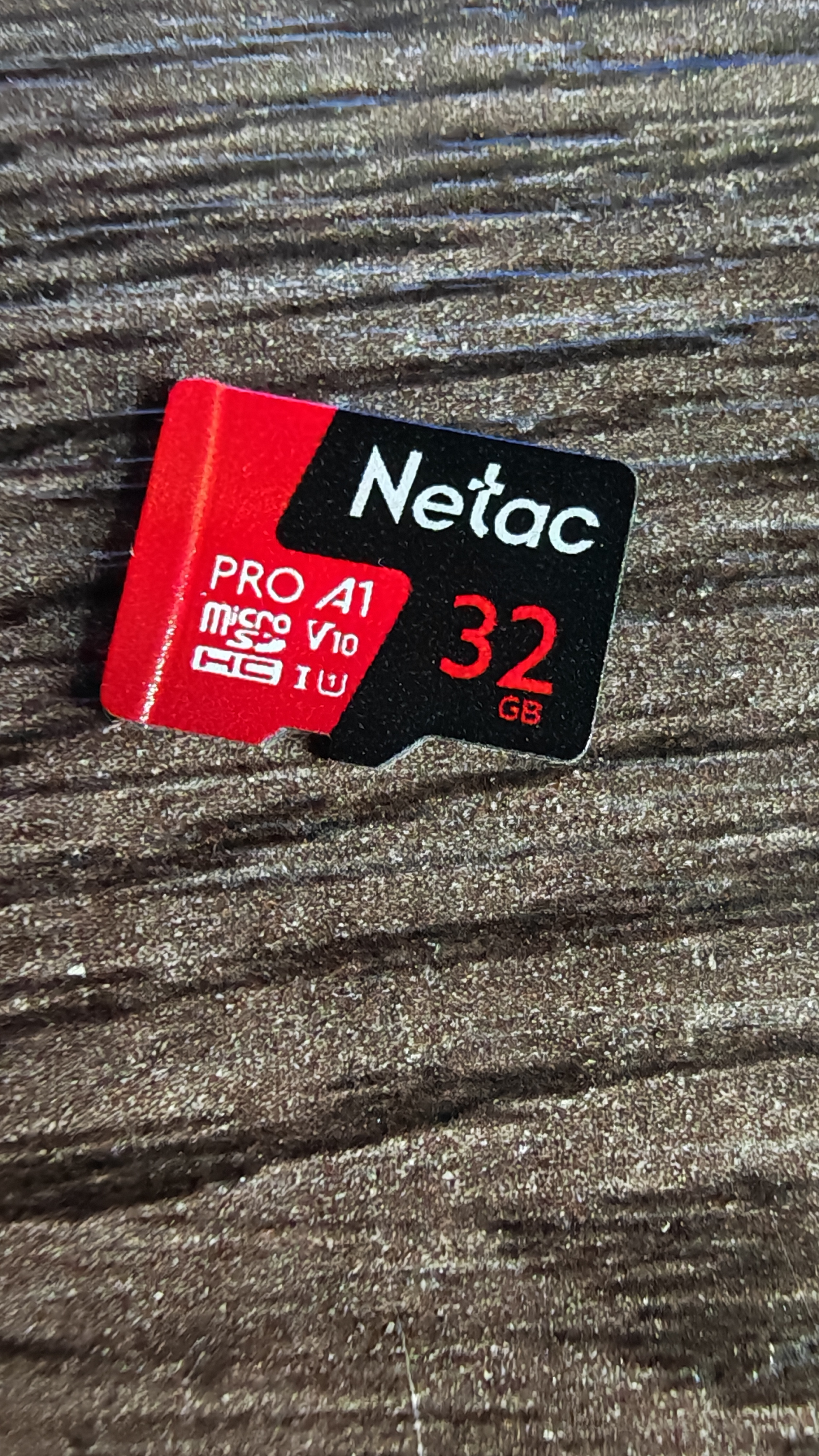 朗科（Netac）32GB TF（MicroSD）存储卡 A1 U1 V10 高度耐用行车记录仪&监控摄像头内存卡 读速100MB/s 实拍图