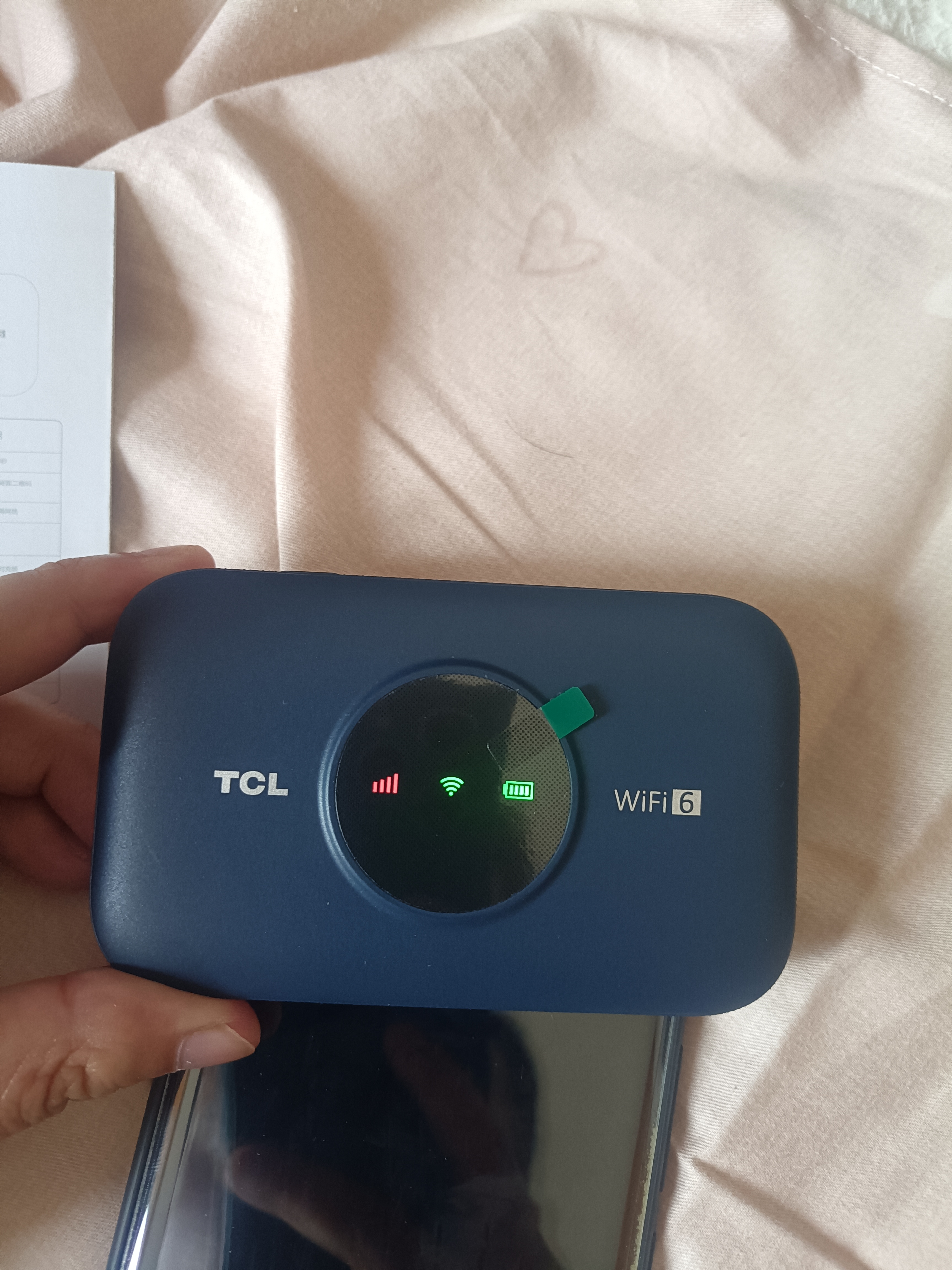 TCL随身wifi2026新款全国通用可移动便携式热点免插卡无线网wi-fi6无限制大流量车载4G路由器5GXY15B 【新款苍梧蓝】展锐芯片3000毫安大电池 足额不虚标月享1500G流量 实拍图