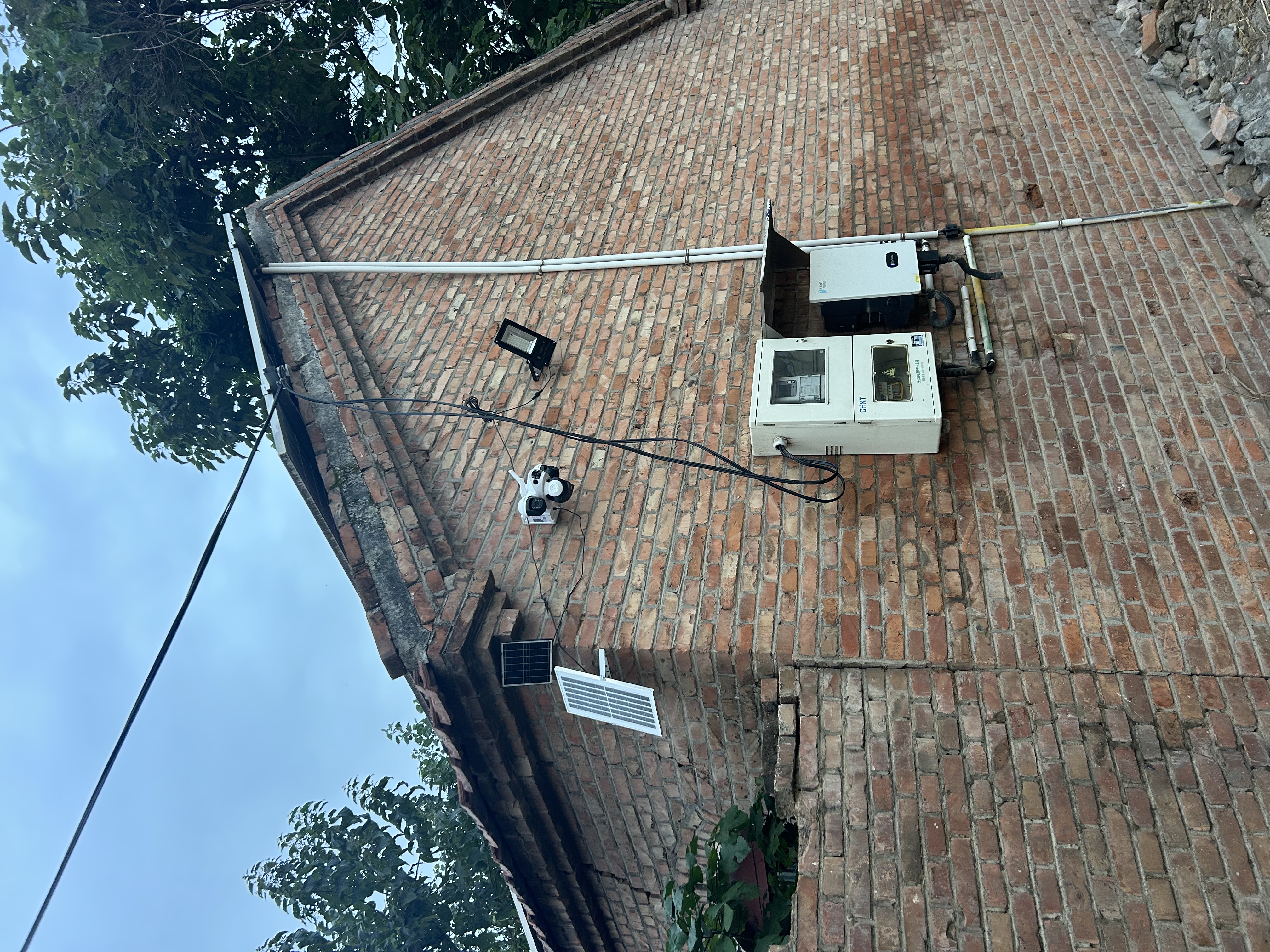 镭威视4g太阳能摄像头终身免流量AI室外免插电无电无网手机远程户外监控器家用360度无死角高清全景夜视 实拍图