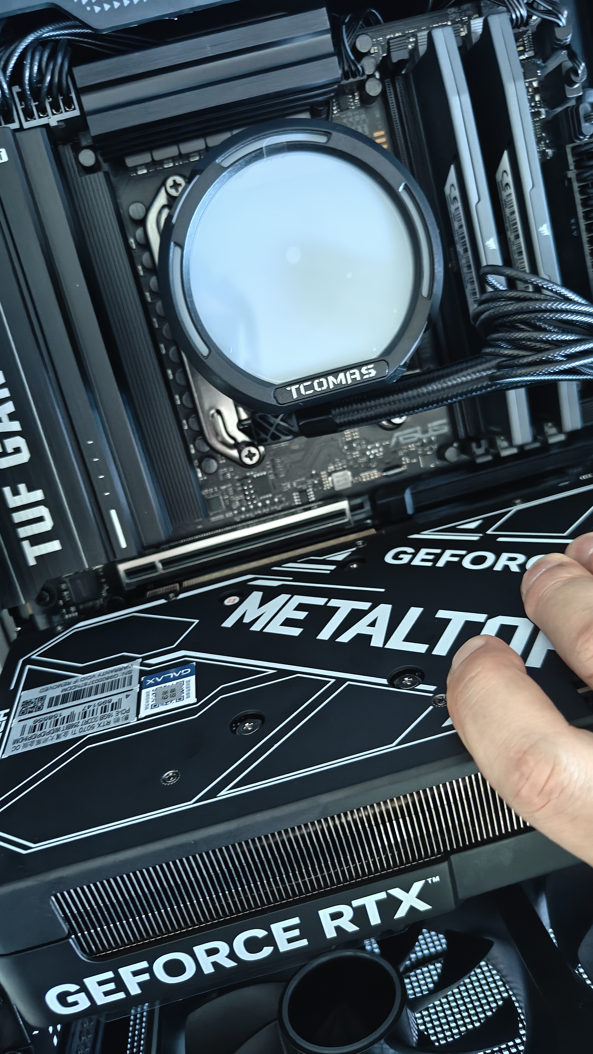 AMD锐龙R7 9800X3D主机组装电脑RTX5080 RX9070XT显卡直播电竞设计9850X3D台式电脑主机DIY组装机 锐龙7 9800X3D+RTX5070Ti丨配四 主机套件 实拍图