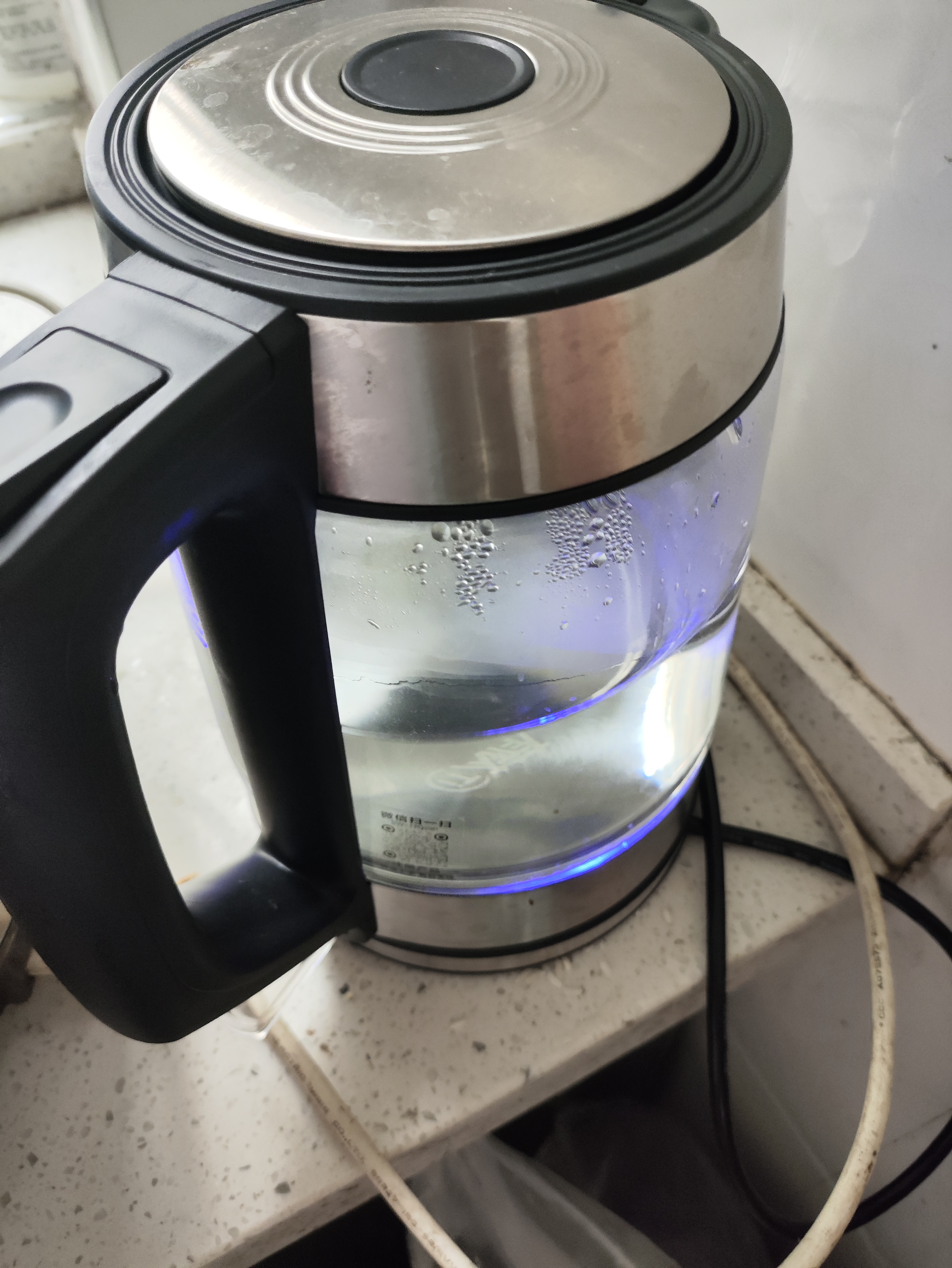 苏泊尔【有钛 一键保温】1.7L大容量电热水壶烧水壶开水壶大功率煮水 高硼硅玻璃内胆SW-17Q29P 实拍图