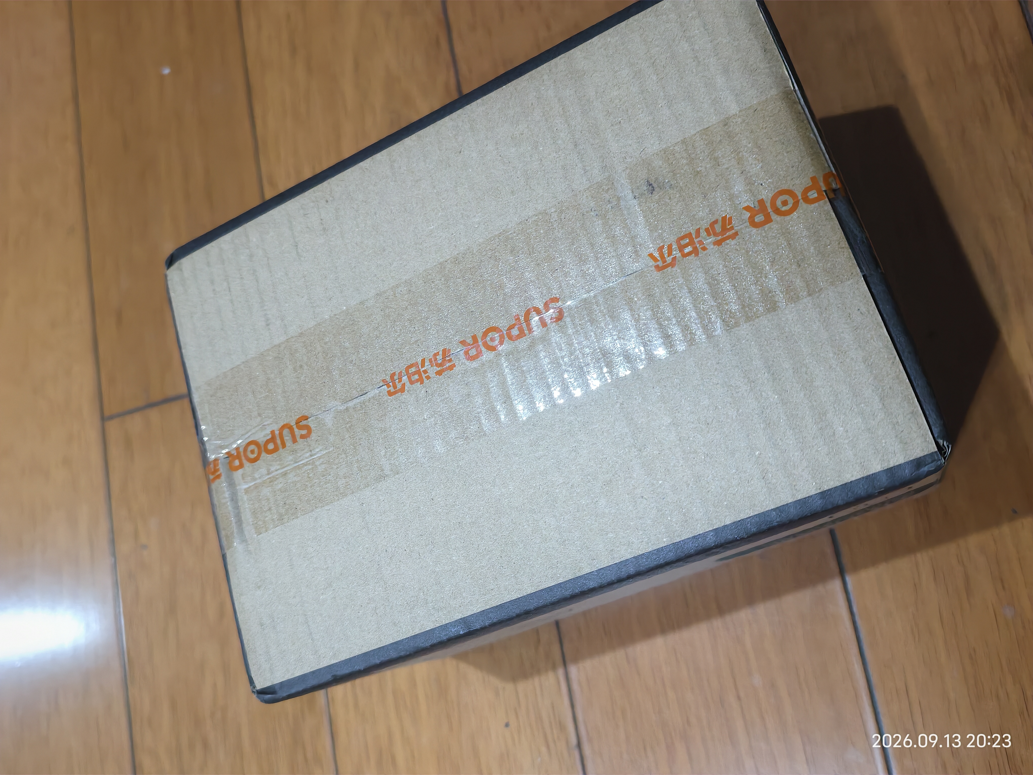 苏泊尔（SUPOR）【迷你手持】手持挂烫机15g/min大蒸汽100ml家用挂烫机小型电熨斗便携式旅行GT70AX 实拍图