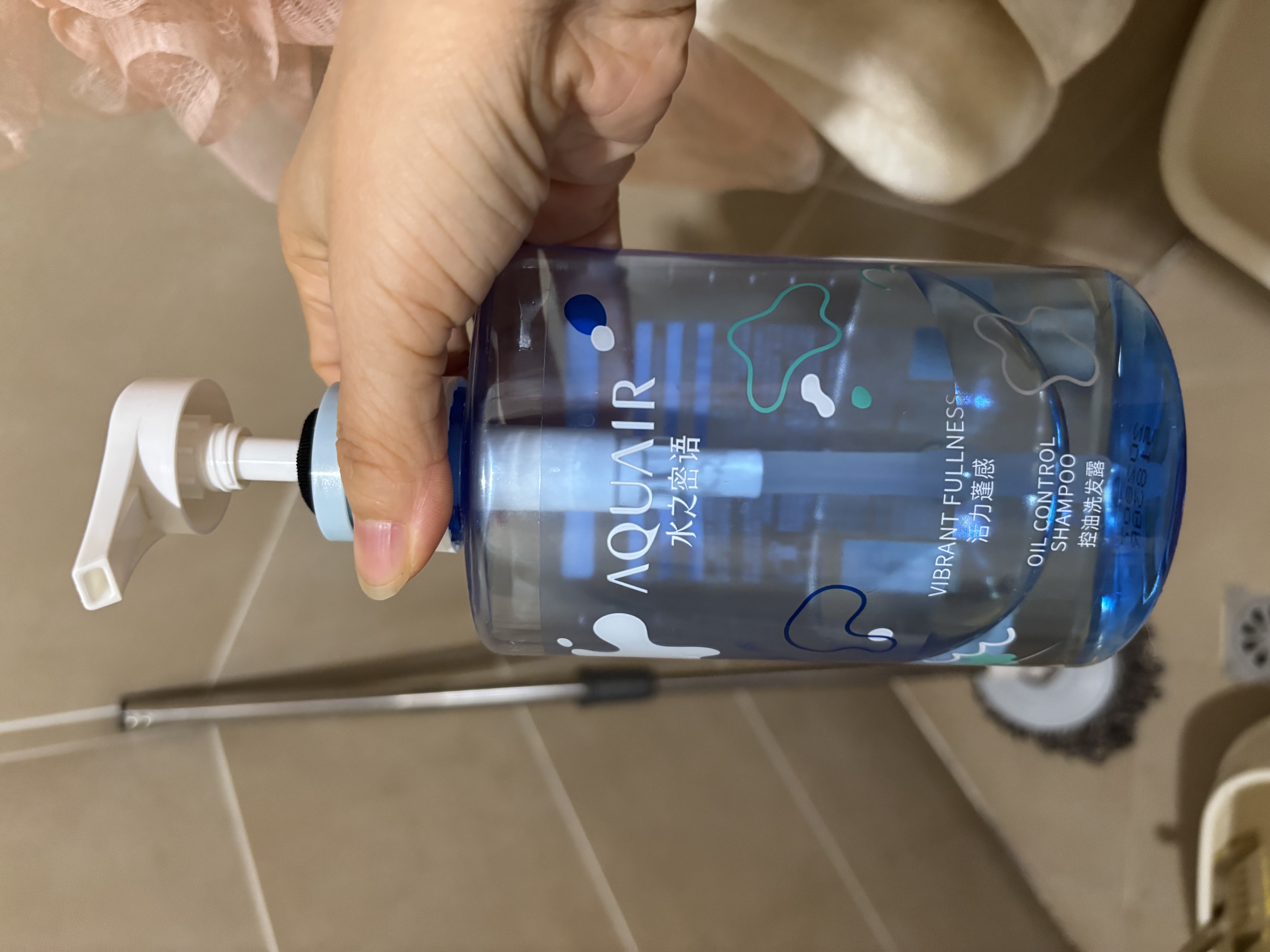 水之密语（AQUAIR）活力蓬感洗发水400ml男女控油去屑洗头膏蓬松柔顺洗发露 实拍图