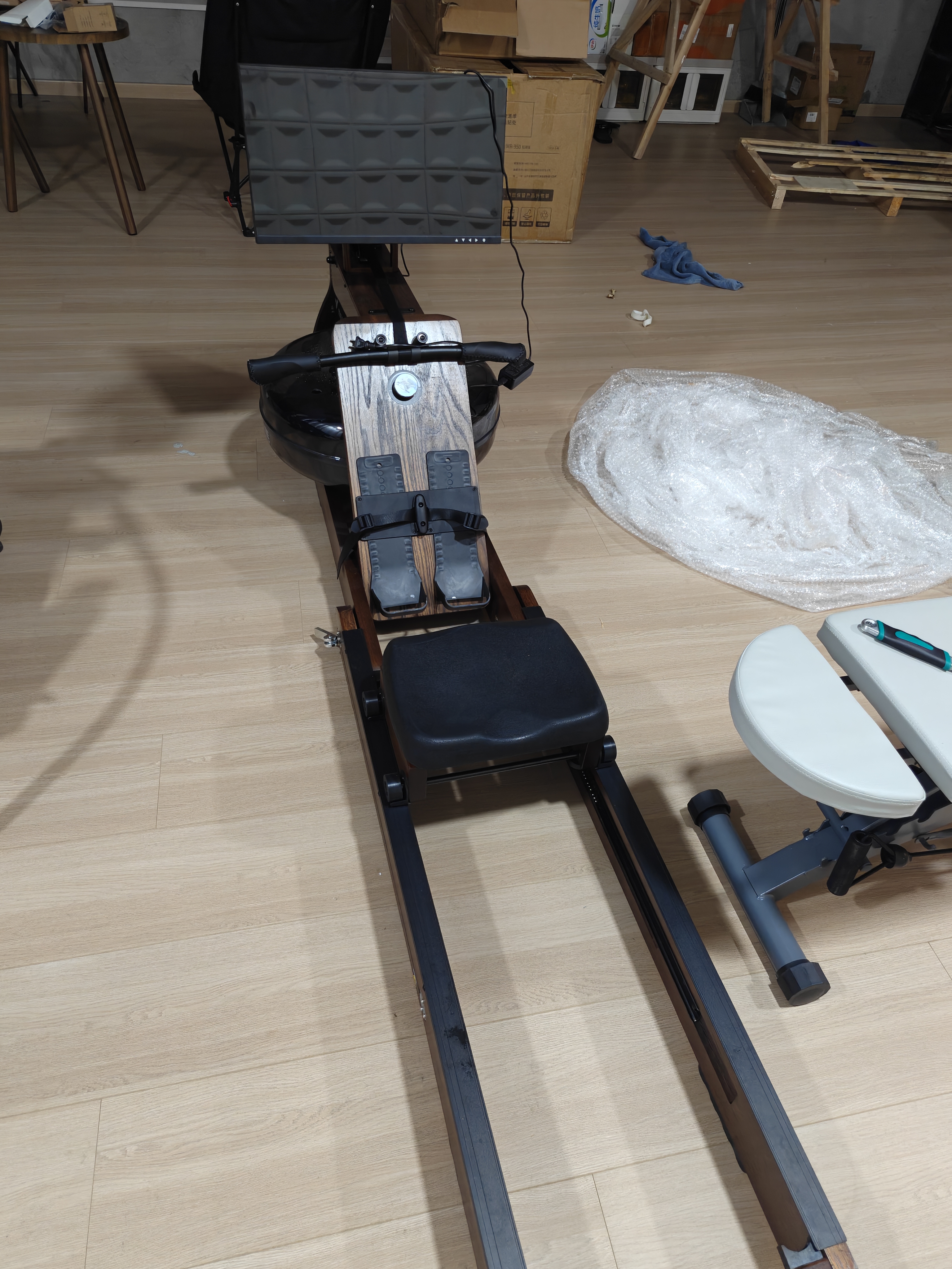 麦瑞克（MERACH）划船机家用自发电水阻磁控智能调节健身器材室内运动含可折叠 950 十桨叶PRO-21.5吋超清投屏-插电-专利折叠 实拍图