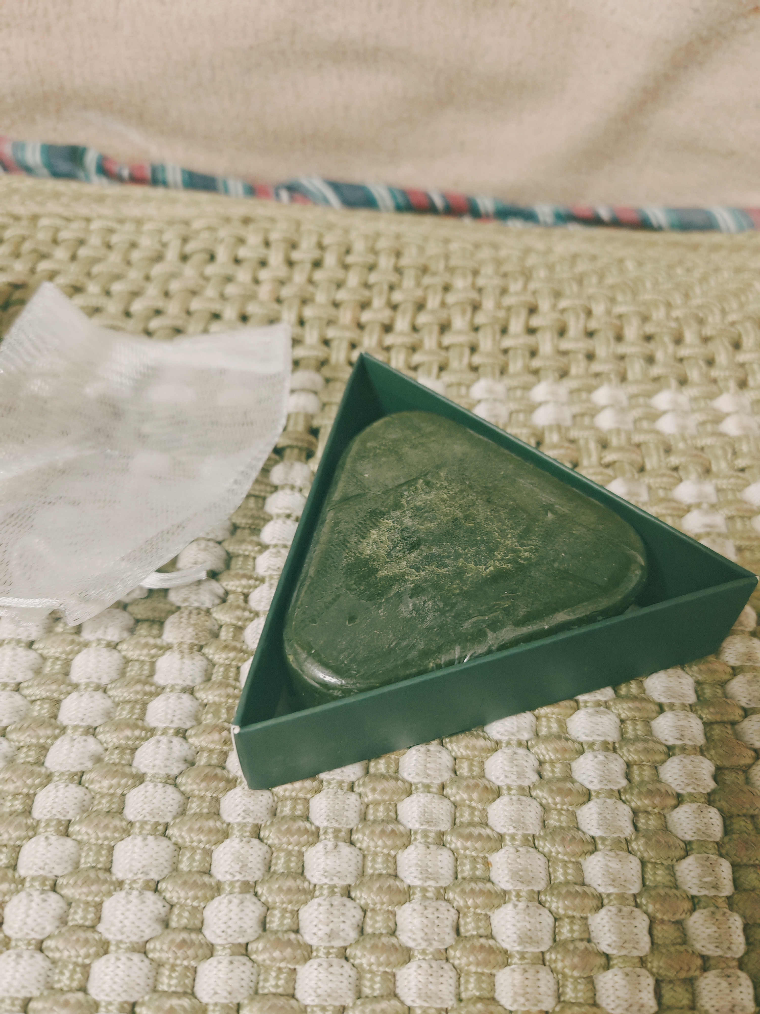 KOOGIS侧柏叶洗发皂新疆乌斯曼草洗发皂何首乌草本洗头可搭侧柏叶洗发水 实拍图