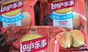 乐事（Lay's）薯片 得克萨斯烧烤味 135克*7包 休闲零食 膨化食品 实拍图