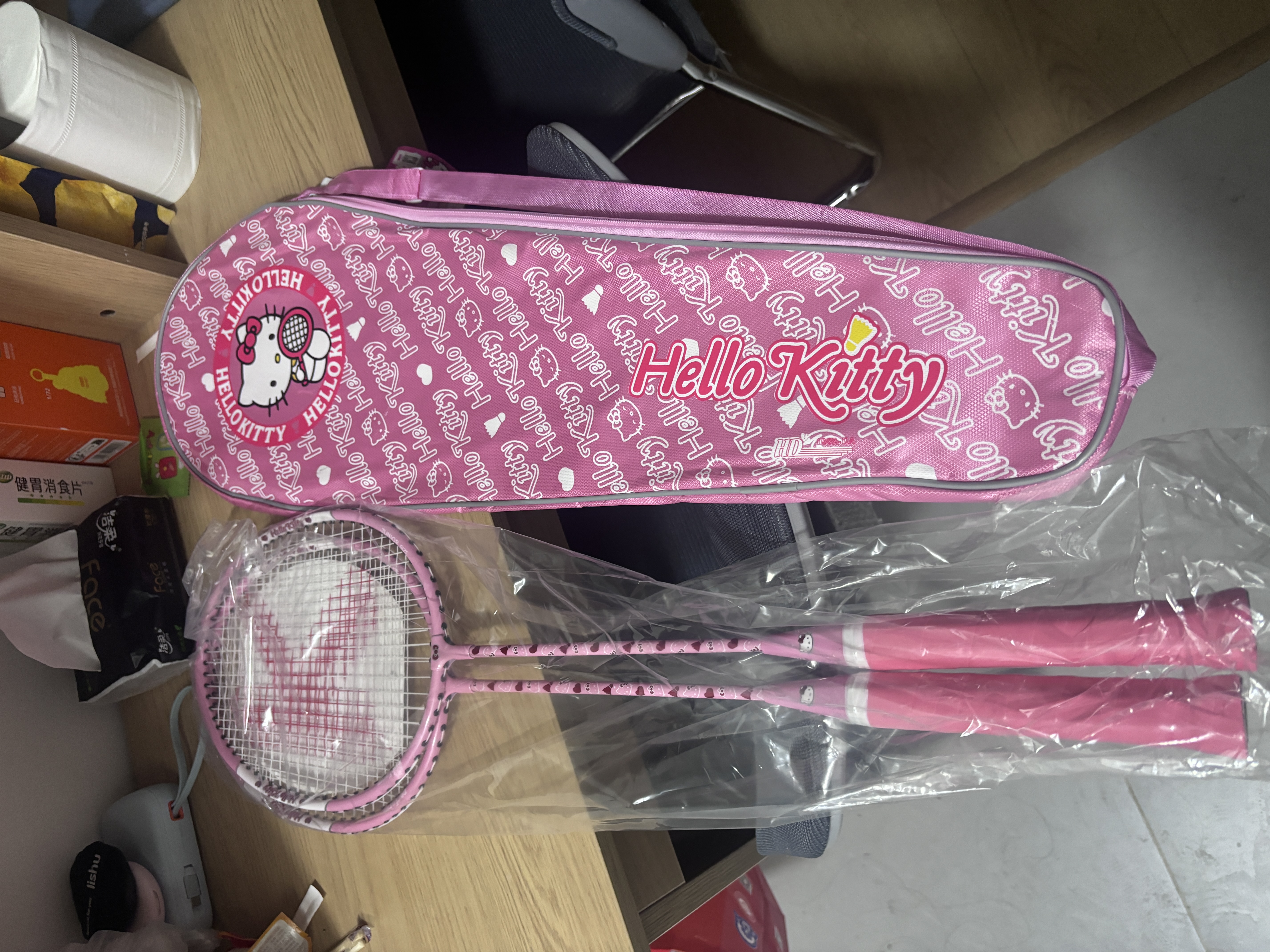 麦斯卡（Mesuca）羽毛球拍Hello Kitty 女生礼物入门训练一对铝合金耐打对拍 实拍图