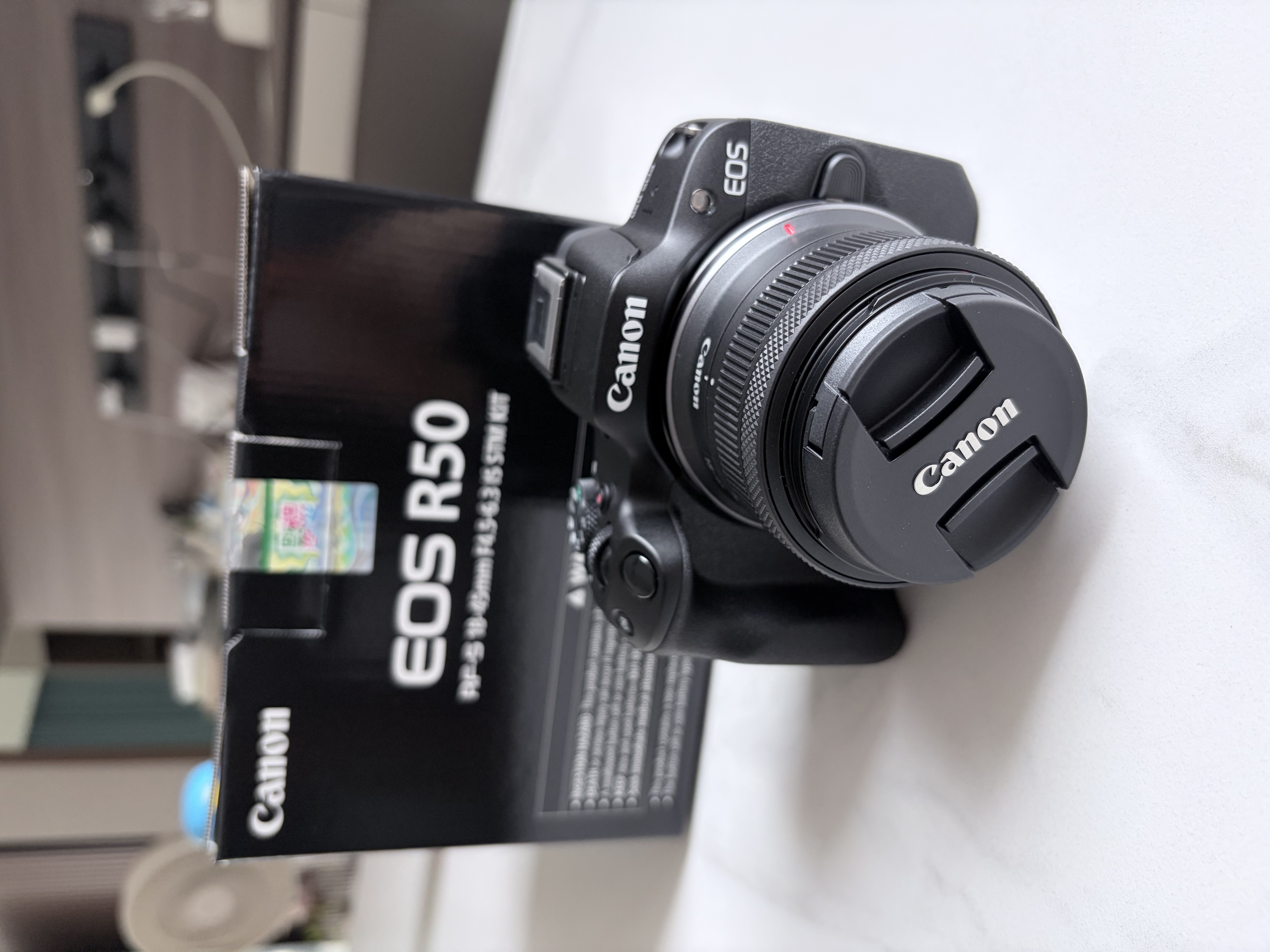 佳能（Canon）佳能r50 入门级微单相机 Vlog拍摄 4K高清视频 自拍照相 半画幅无反 学生旅行家用 扫街旅拍套装  实拍图