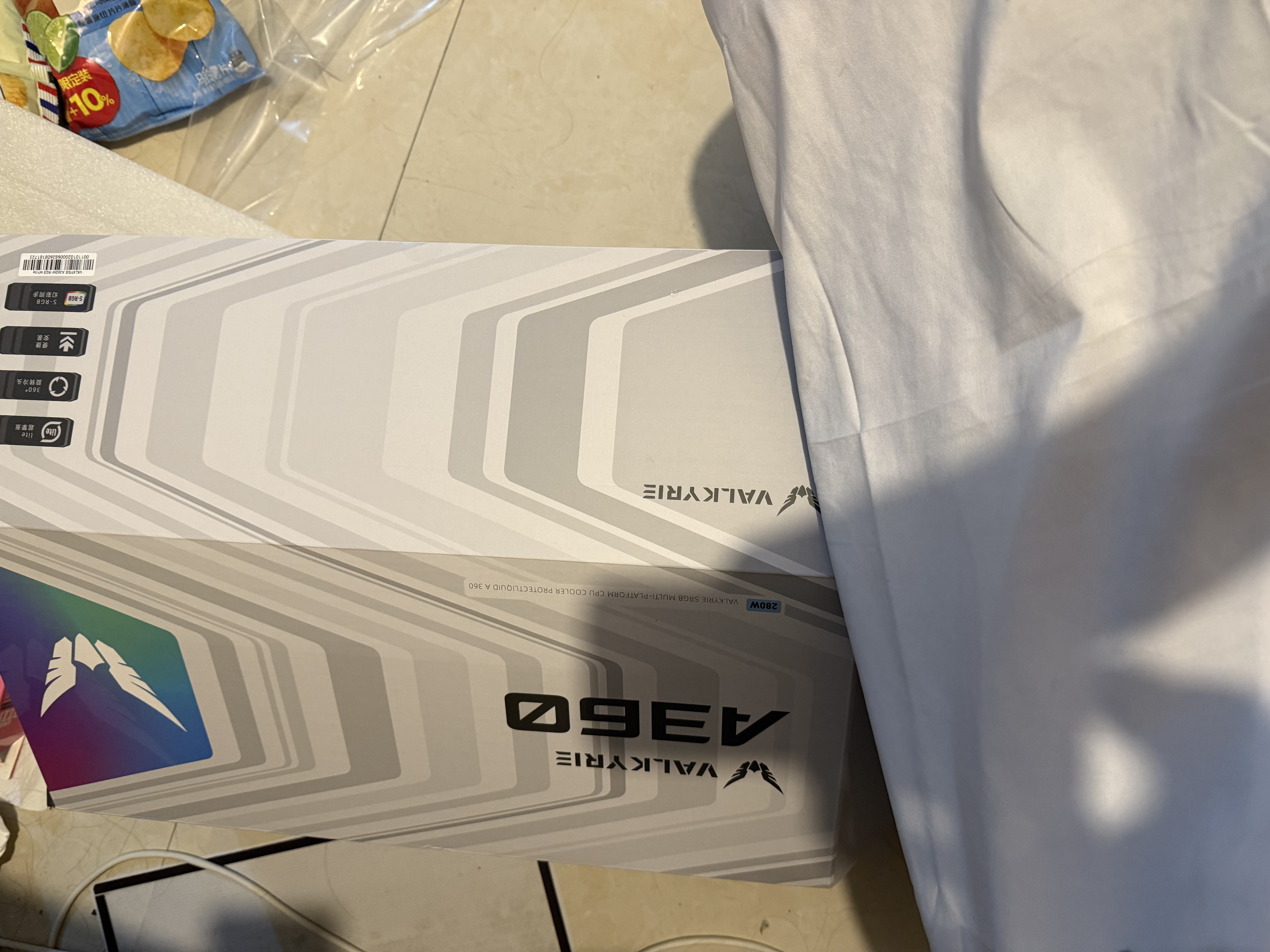瓦尔基里(VALKYRIE）A360W VK 一体式CPU水冷散热器 多平台扣具 支持LGA1700 ARGB光效 隐藏走线一线通 实拍图