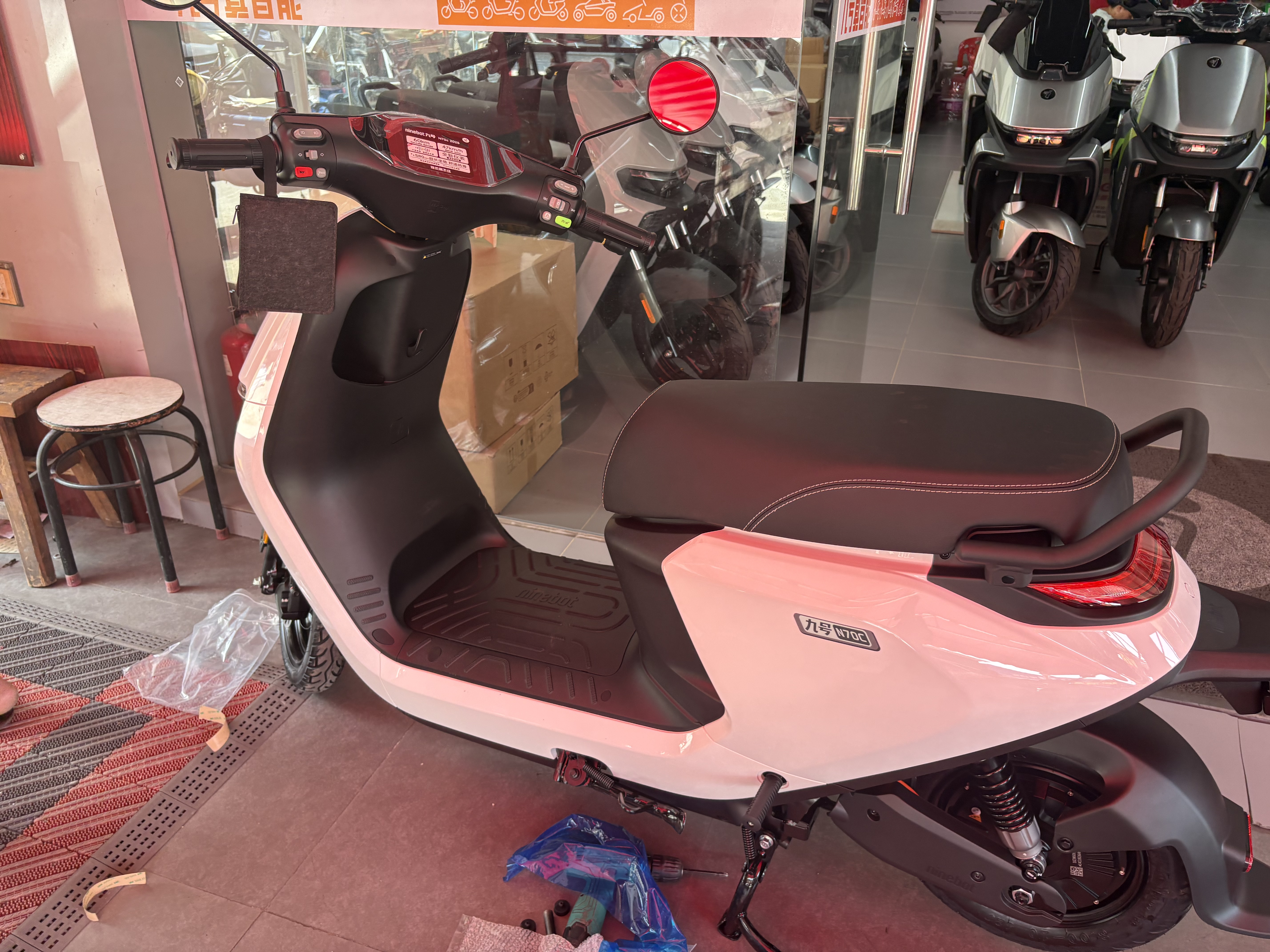 九号（Ninebot）电动车N70c 2025 电轻摩9号智能助力电瓶车 升级个性音效仪表【门店自提】 到门店选颜色 实拍图