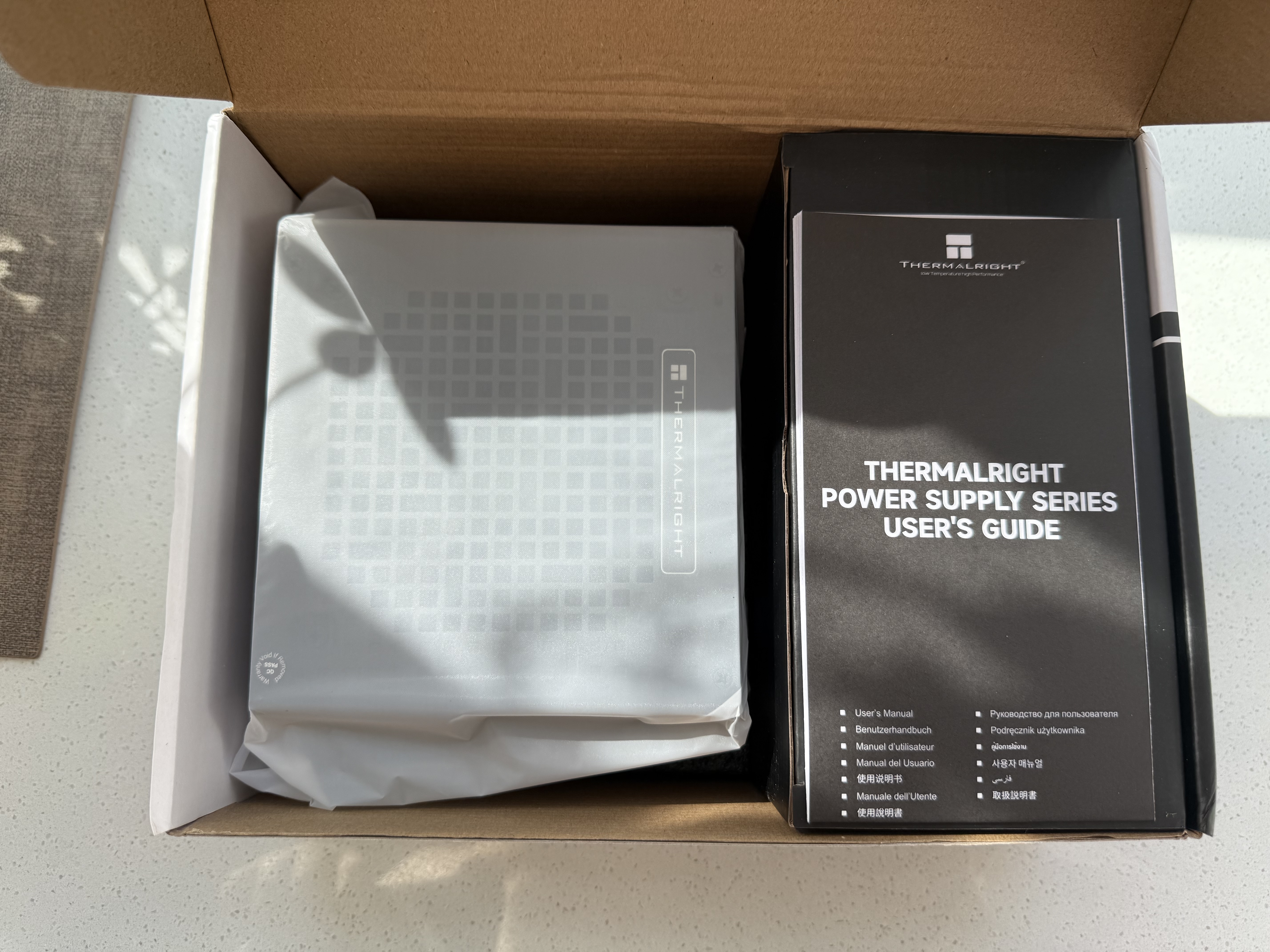 利民（thermalright）额定750W TR-TG750 ATX3.0电源 金牌全模组 原生PCIE5.0 全日系电解电容 14CM小机身 实拍图