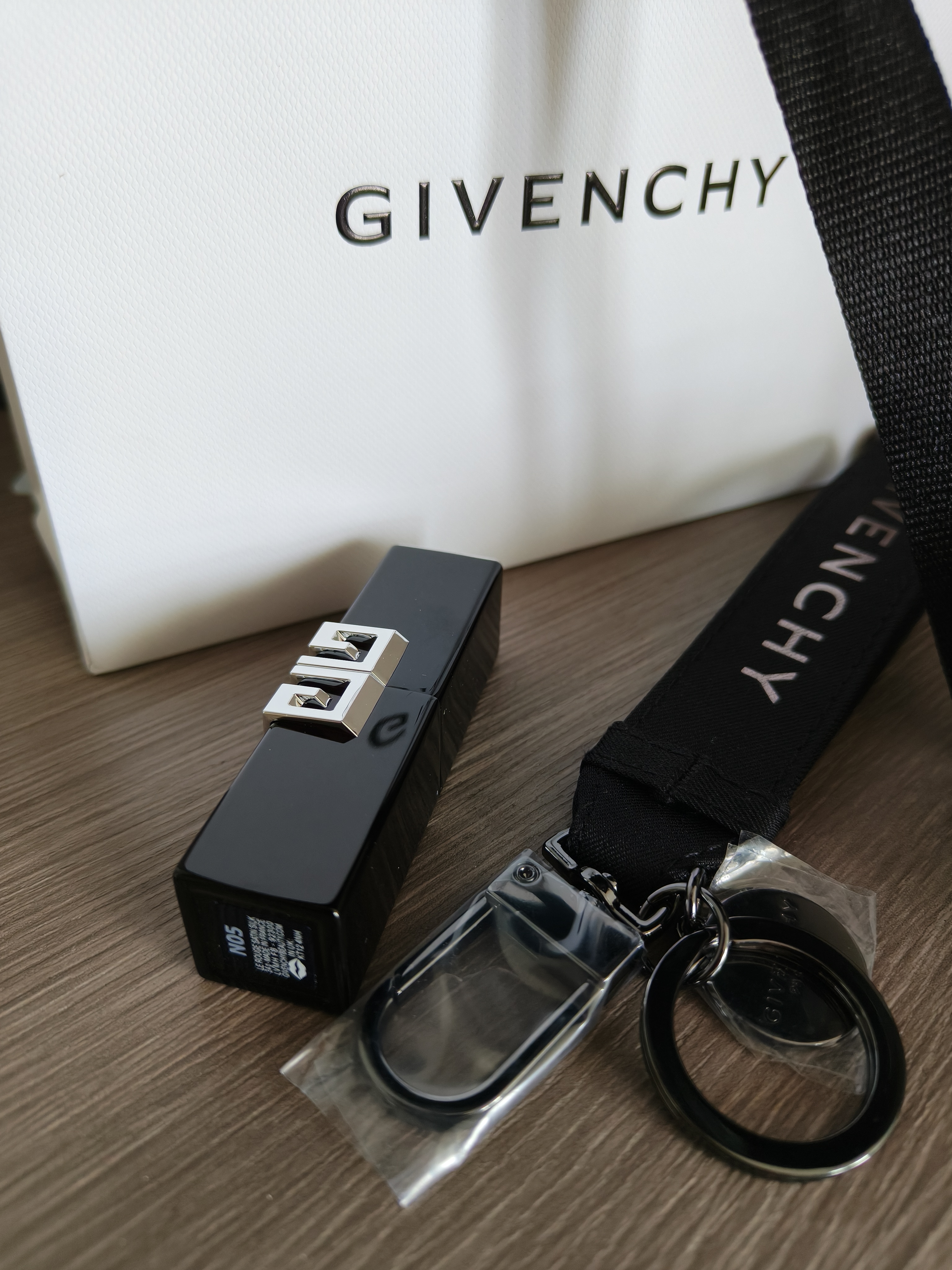 纪梵希（Givenchy）【双十一抢先购】全新G方管N05暖调裸杏缎光唇膏口红 生日礼物 晒单实拍图