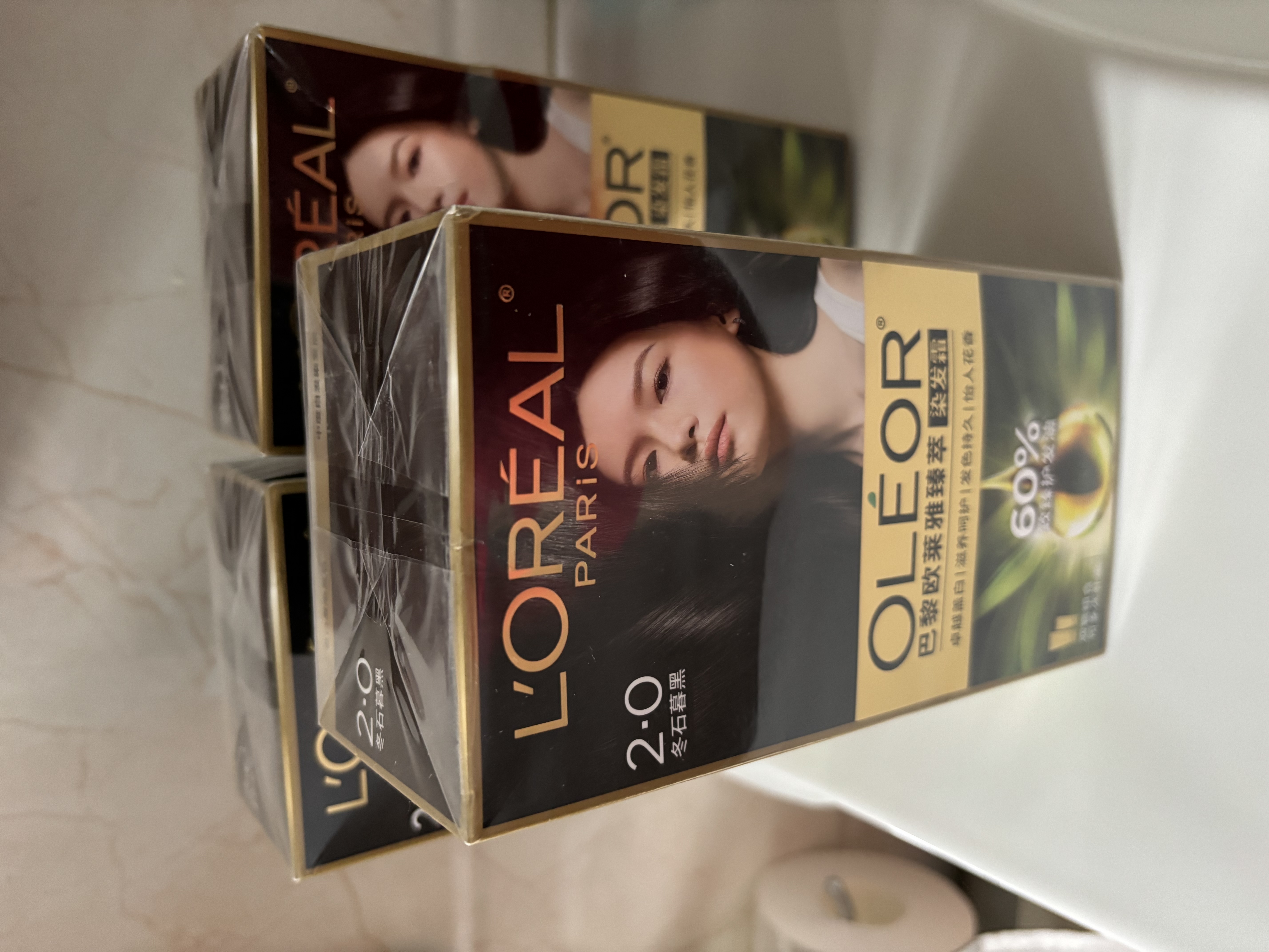 欧莱雅臻萃精油染染发剂 男女遮盖白发 自己在家染发膏2.0冬石暮黑 实拍图