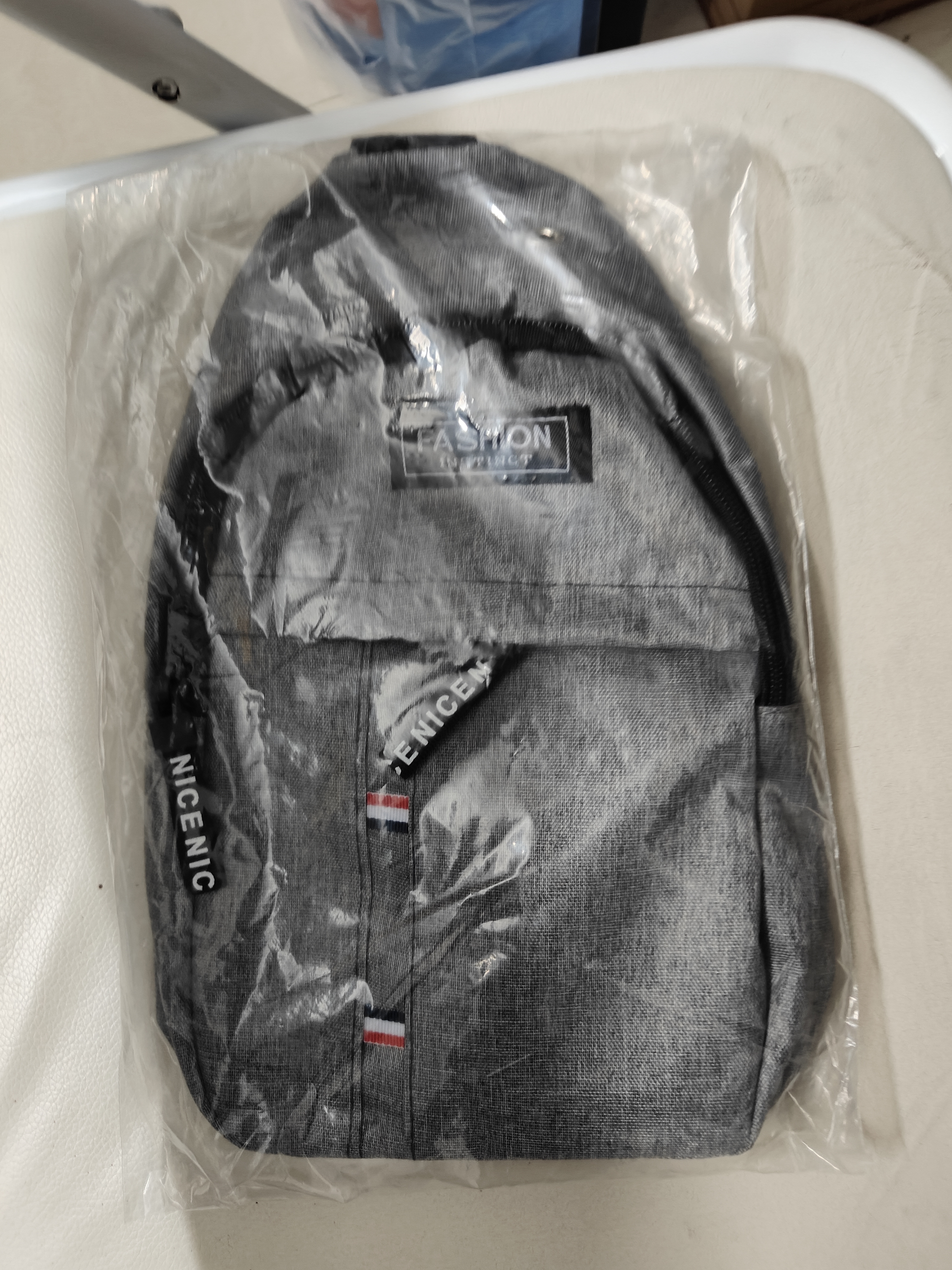 Chest bag男士时尚休闲胸包简约单肩包便捷轻便胸前包潮流斜挎包 灰 色单层 实拍图
