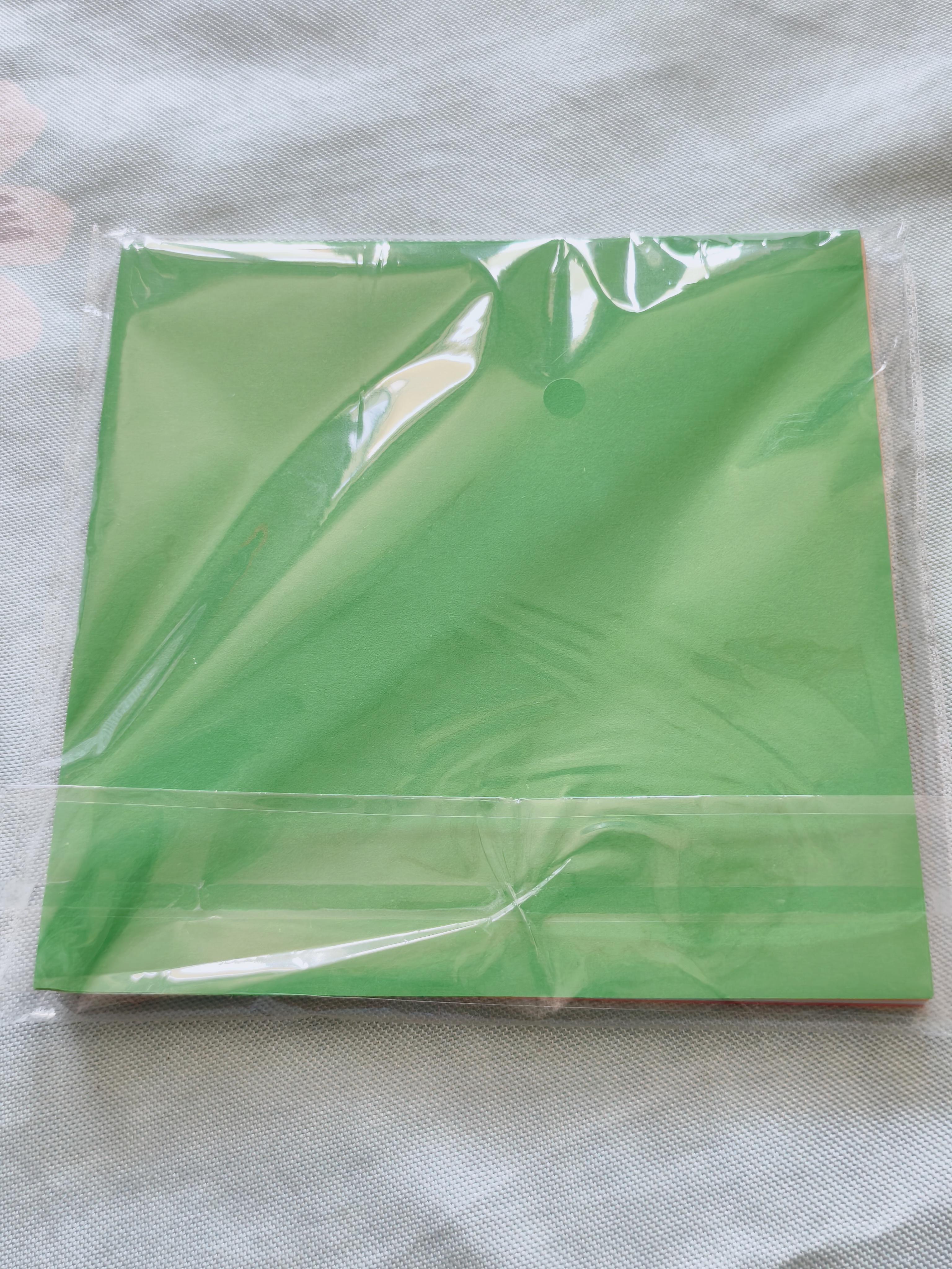 正方形千纸鹤折纸儿童手工彩纸折纸彩纸手工纸幼儿园小学生正方形剪纸美术卡纸儿童益智手工 15cm正方形10色100张 实拍图