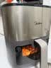 美的（Midea）空气炸锅美的蒸烤一体机小家电 家用0氟大容量6.5L 炎烤免翻面多功能 双热源金属内腔KZC6502 实拍图