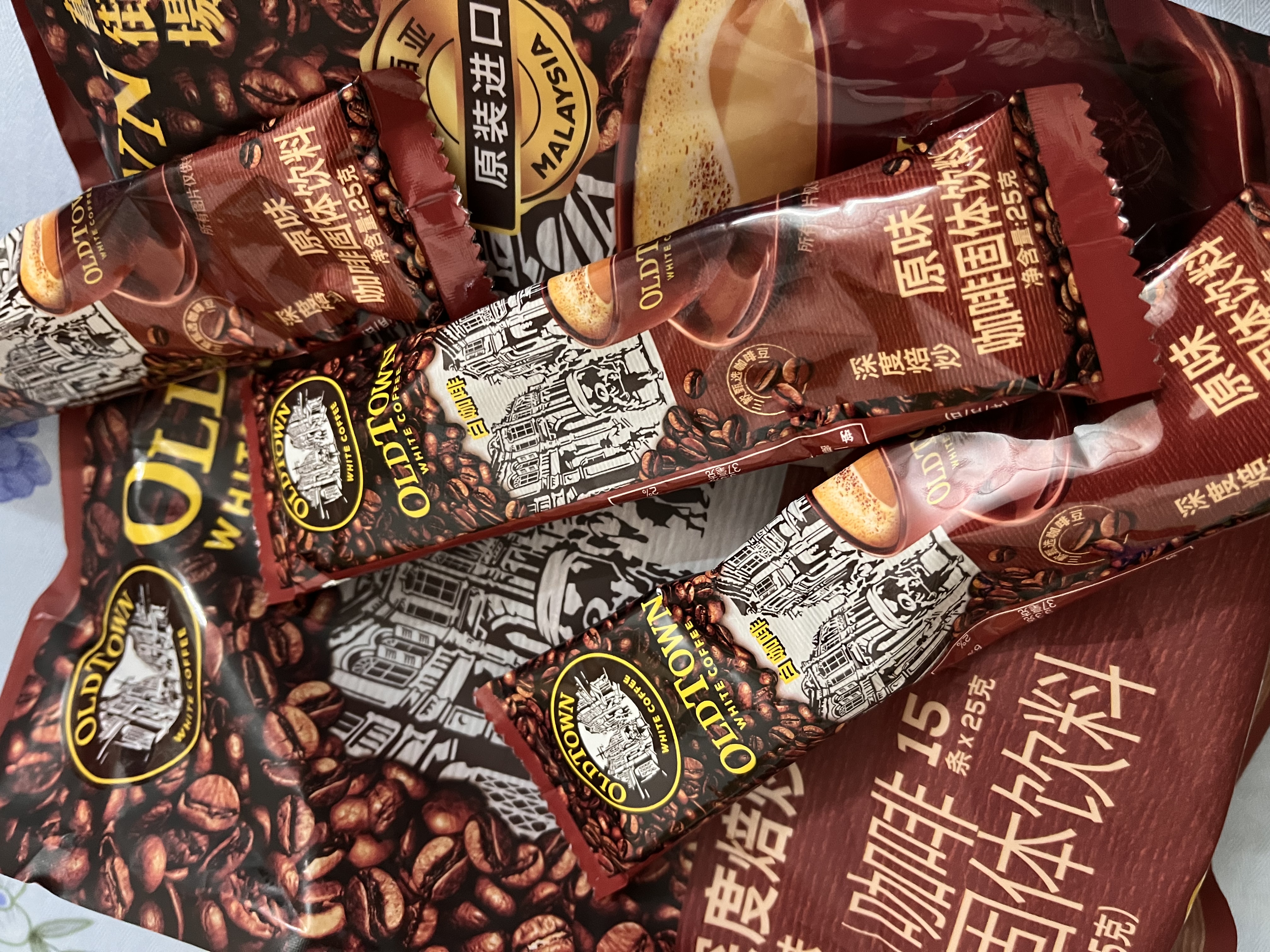 旧街场白咖啡老街咖啡经典原味榛果味速溶三合一冲泡速溶咖啡 【袋装】原味31.6g*15条 实拍图