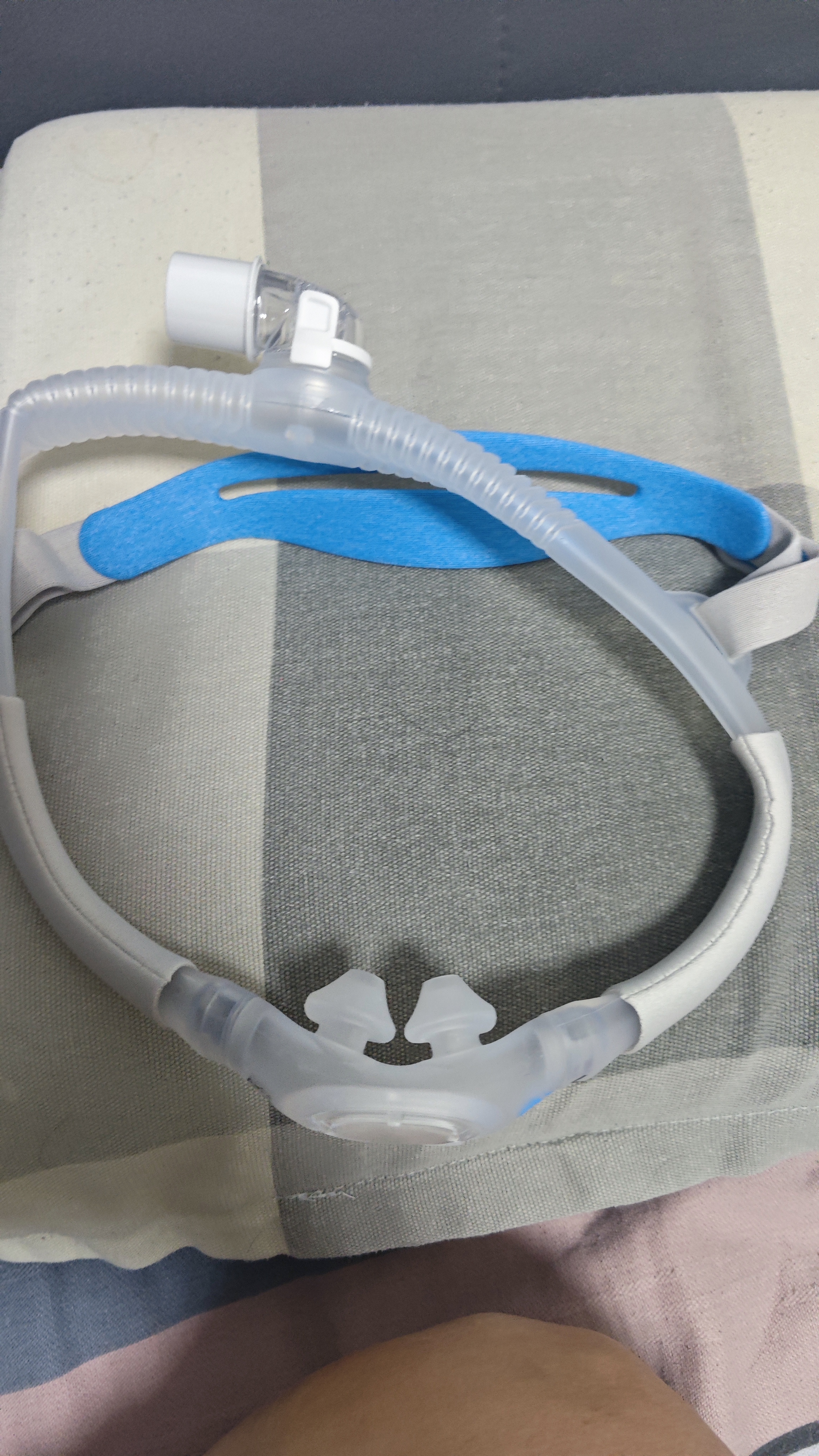 瑞思迈（Resmed）AirFit P30i呼吸机鼻枕 原装进口家用舒适新升级穿戴鼻枕式面罩 实拍图