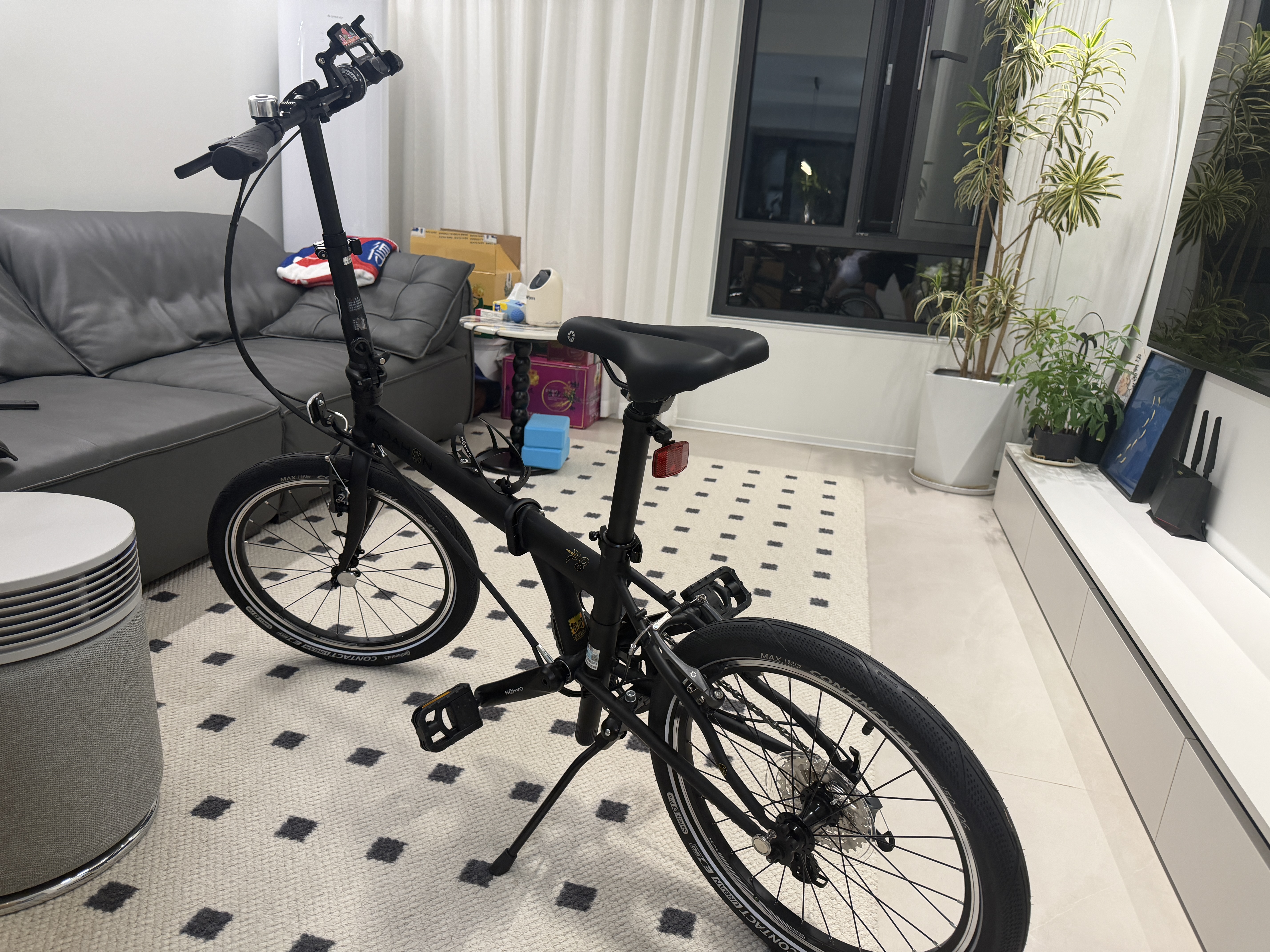 大行（DAHON）P8折叠自行车经典成人20英寸8速折叠车男女式运动单车KBC083 消光黑【经典版】 实拍图