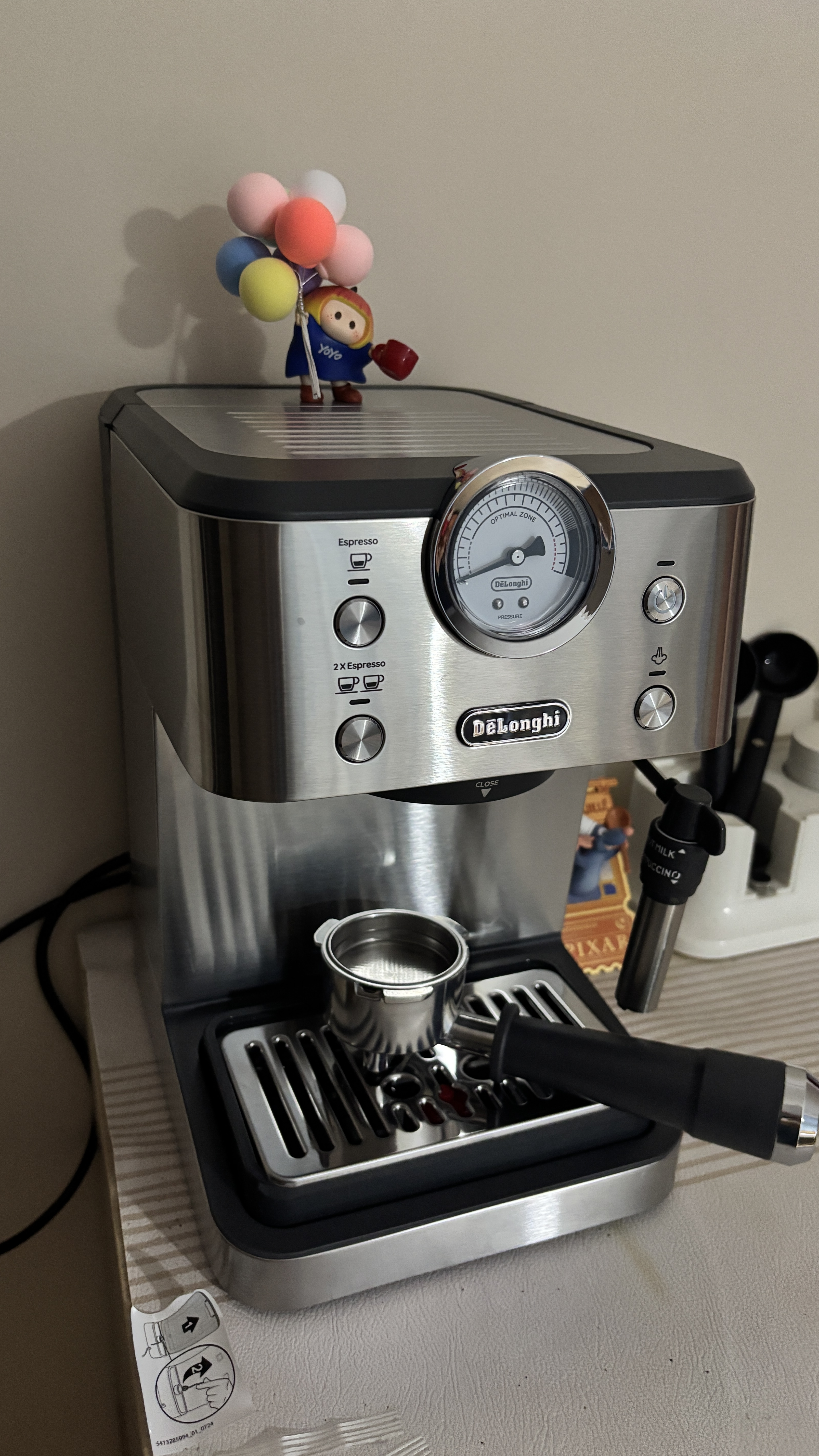 德龙（Delonghi）咖啡机 意式半自动家用15Bar泵压专业压力计 美式咖啡 快速加热技术 可调式奶泡 金属机身EM450.M 银色 小巧机身 稳定压力 定制杯量 自动关机 实拍图