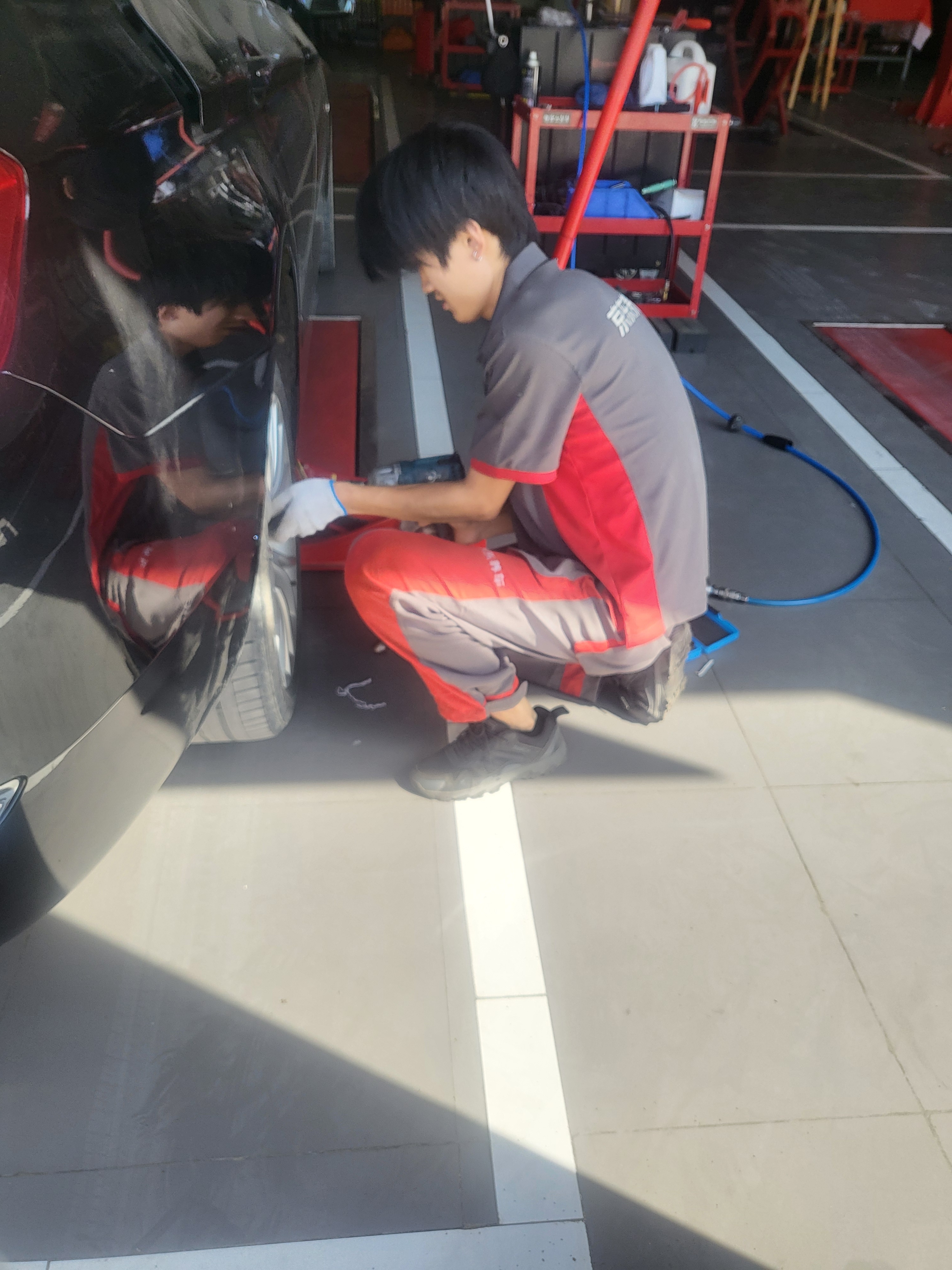 普利司通（Bridgestone）汽车轮胎 245/45R18 96Y ER300 RFT防爆胎 原配套宝马5系 实拍图