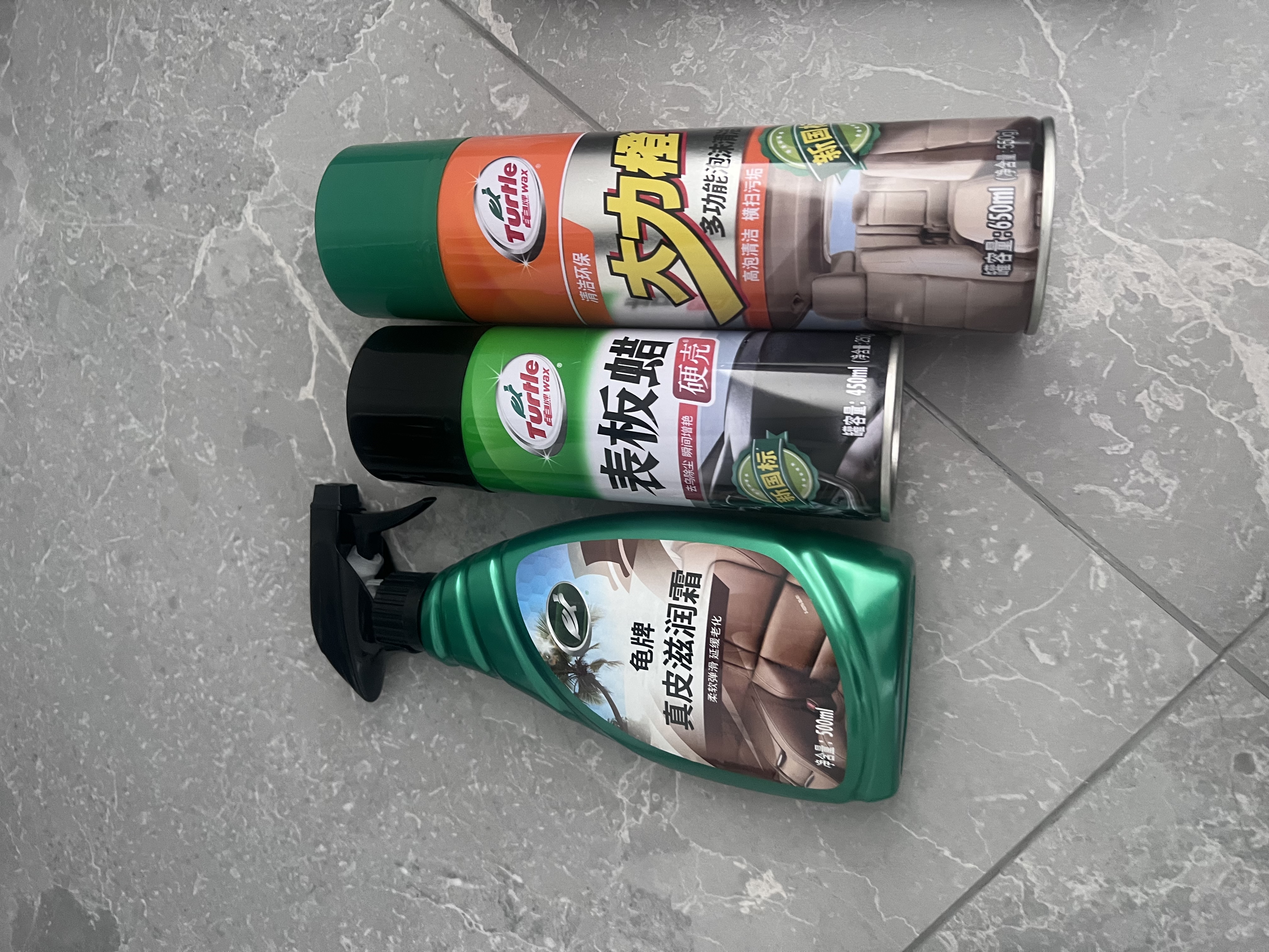 龟牌（Turtle Wax）硬壳真皮滋润霜内饰皮革护理泡沫清洁表板蜡套装- 650ml TC-363-2 实拍图
