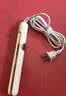 可亓直发夹板卷发棒负离子男生用刘海蓬松直卷两用烫发夹女士熨板迷你便携防烫夹发板宿舍可用烫发器 米黄色【三档数显温控+6000W负离子+卷直两用】 实拍图