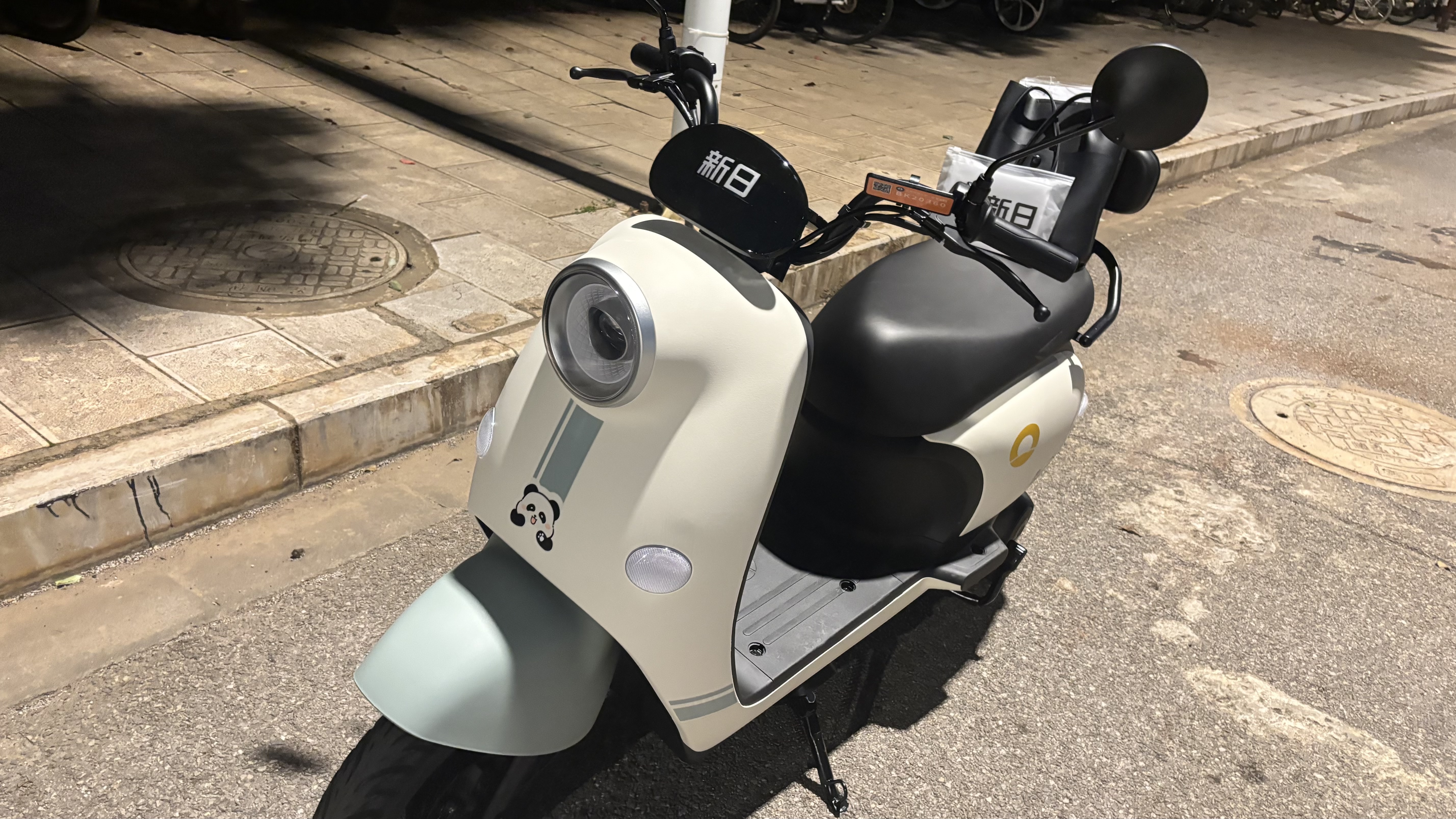 新日电动车72V20Ah铅酸电池100km长续航电动摩托车大功率电摩通勤代步电瓶车丽曼5.0 60V-本彩烟灰绿 实拍图