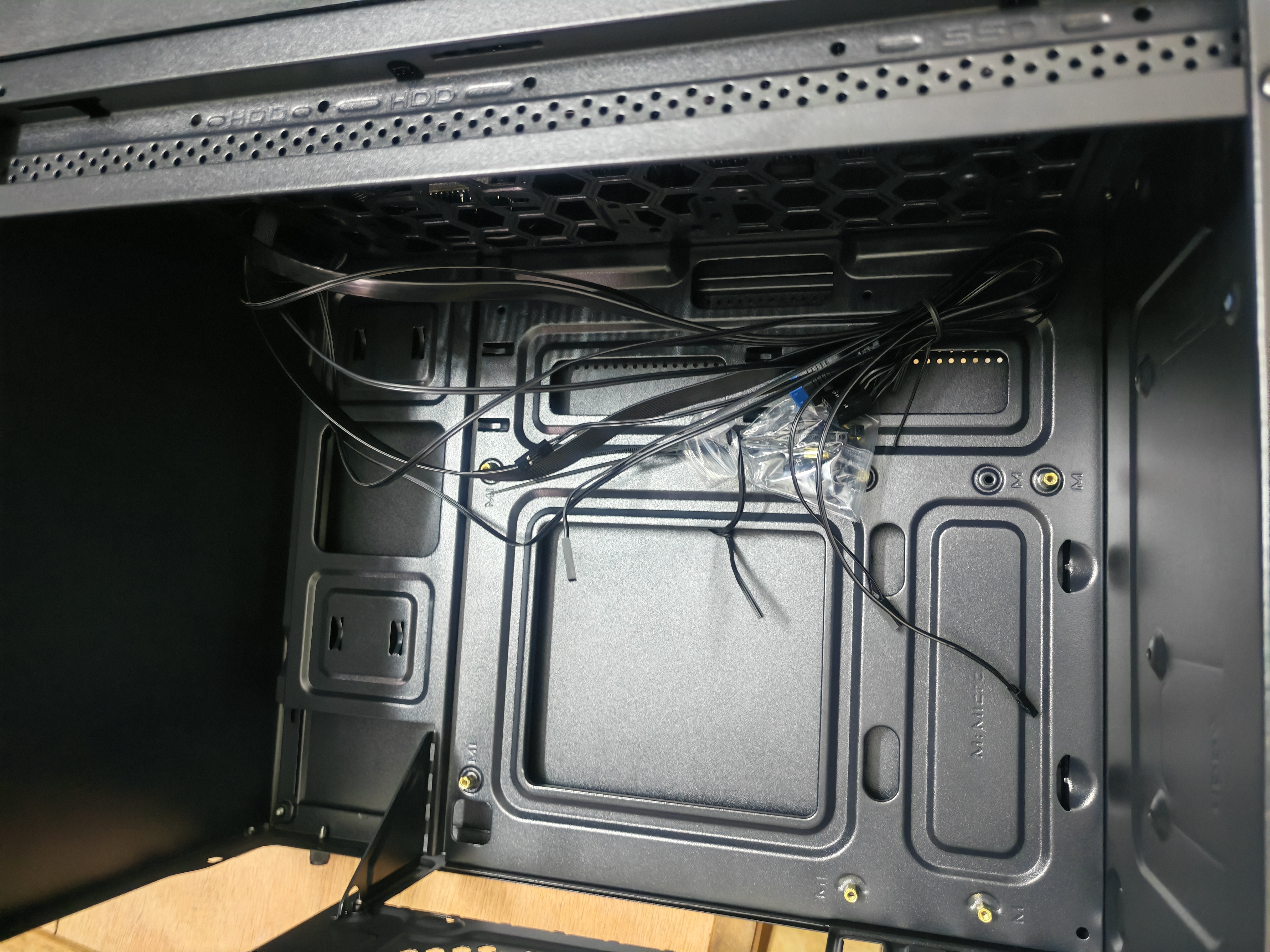 EMACHINES宏碁Acer小擎M5台式电脑廉政机箱手提便携式matx/背部走线/USB3.0/加厚板材 小擎M5手提机箱 单机箱 实拍图