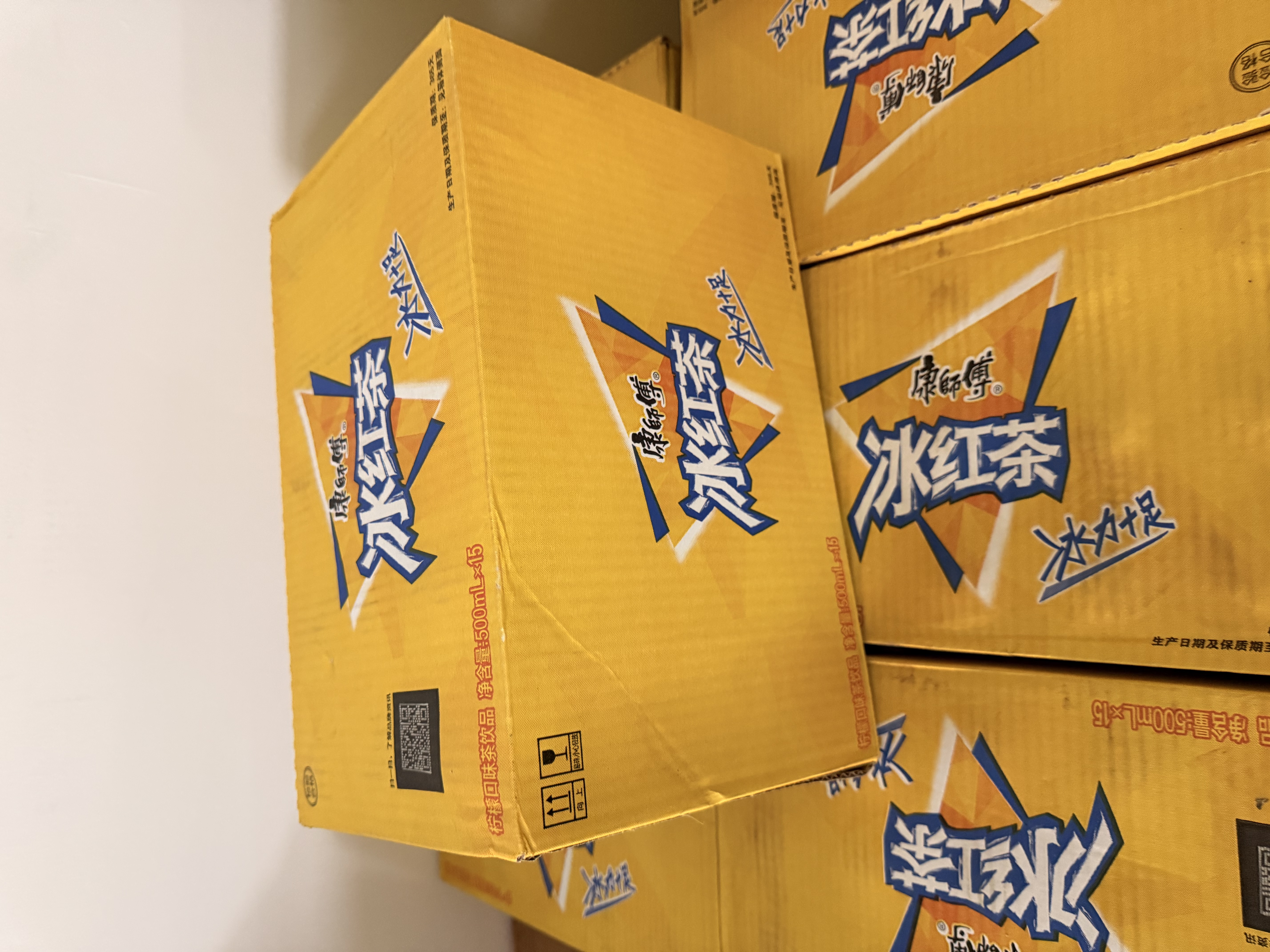 康师傅 冰红茶 柠檬味茶饮料 整箱量贩装 500ml*15瓶 热门商品 实拍图