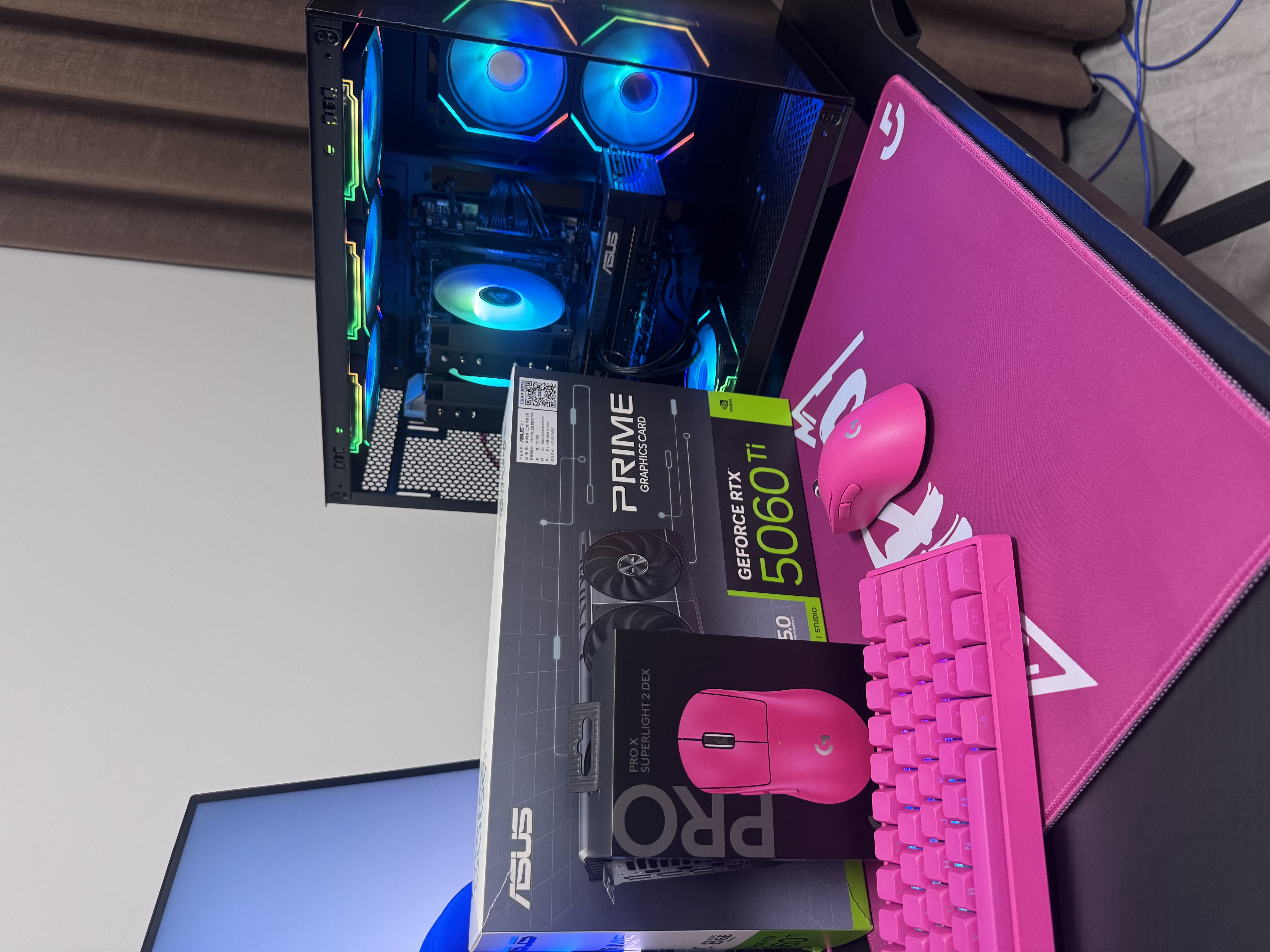 华硕AMD 9800X3D 7800X3D 9850X3D华硕RTX5070 5070TI 5080整机台式电脑游戏主机直播设计AI主机DIY 配三丨R7 7800X3D+华硕RTX5060Ti 实拍图