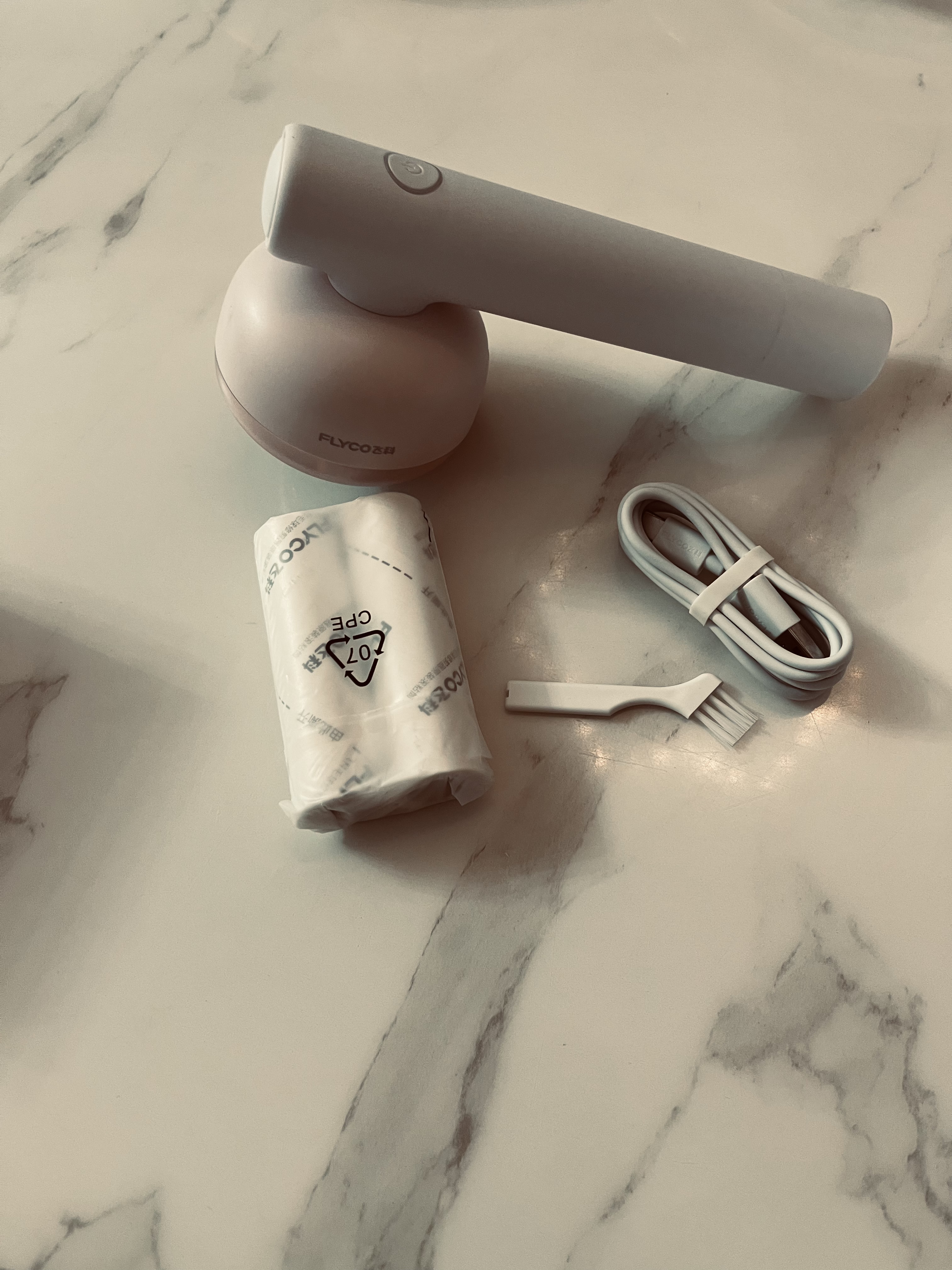飞科（FLYCO）毛球修剪器起球器去毛球器刮毛器剃毛器剃球器剃毛机除毛器打毛器吸球器吸毛器 FR5281+滚粘筒*2 实拍图