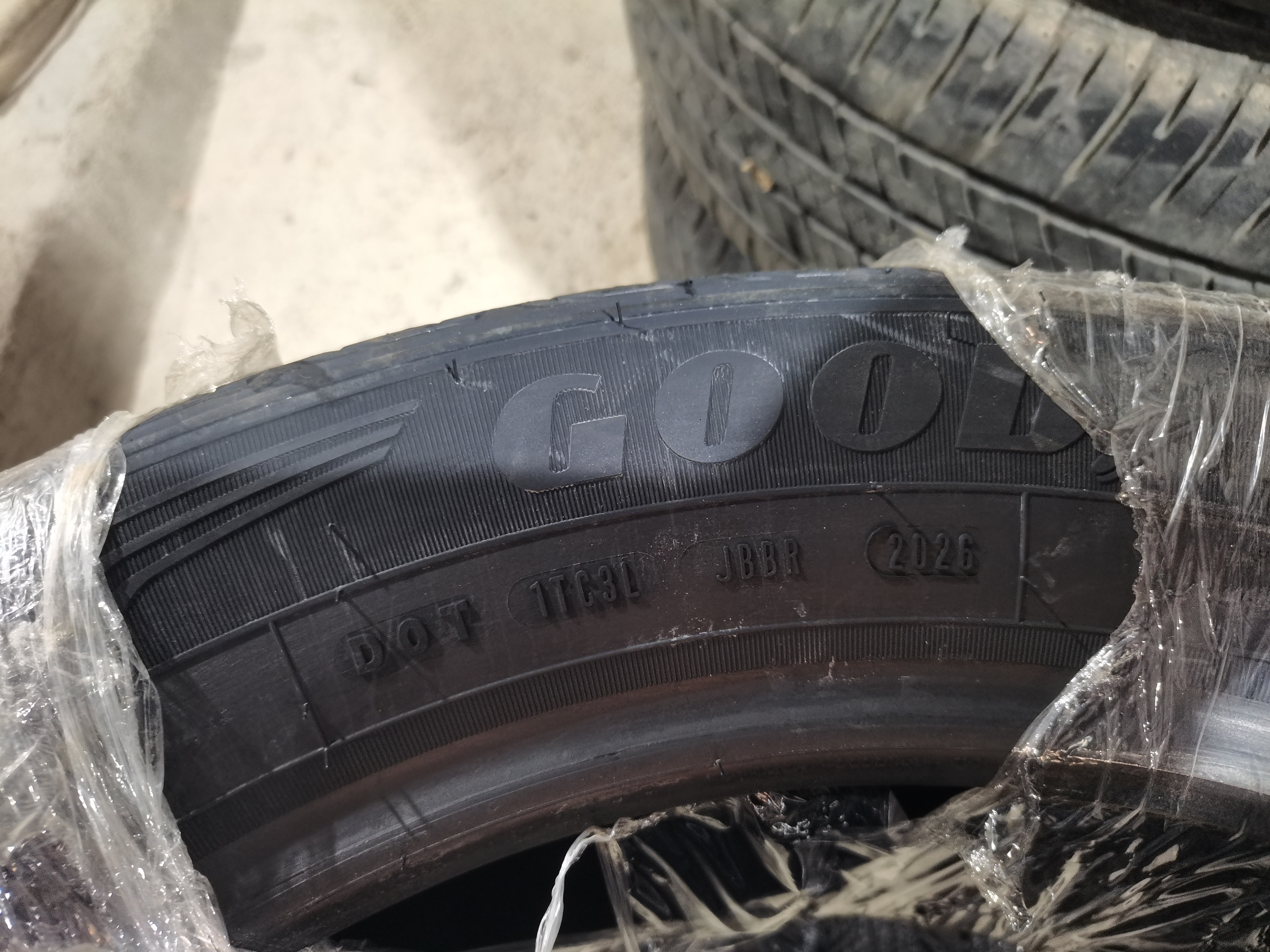固特异（Goodyear）汽车轮胎 235/55R18 100V EGP SUV 御乘二代 SUV 原配探岳/领克05 实拍图