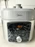 美的（Midea）小飞侠0涂层0氟抗菌有钛电压力锅5L 智能预约多功能高压电饭锅MY-E5825N家用4-6人开盖火锅电饭煲 实拍图