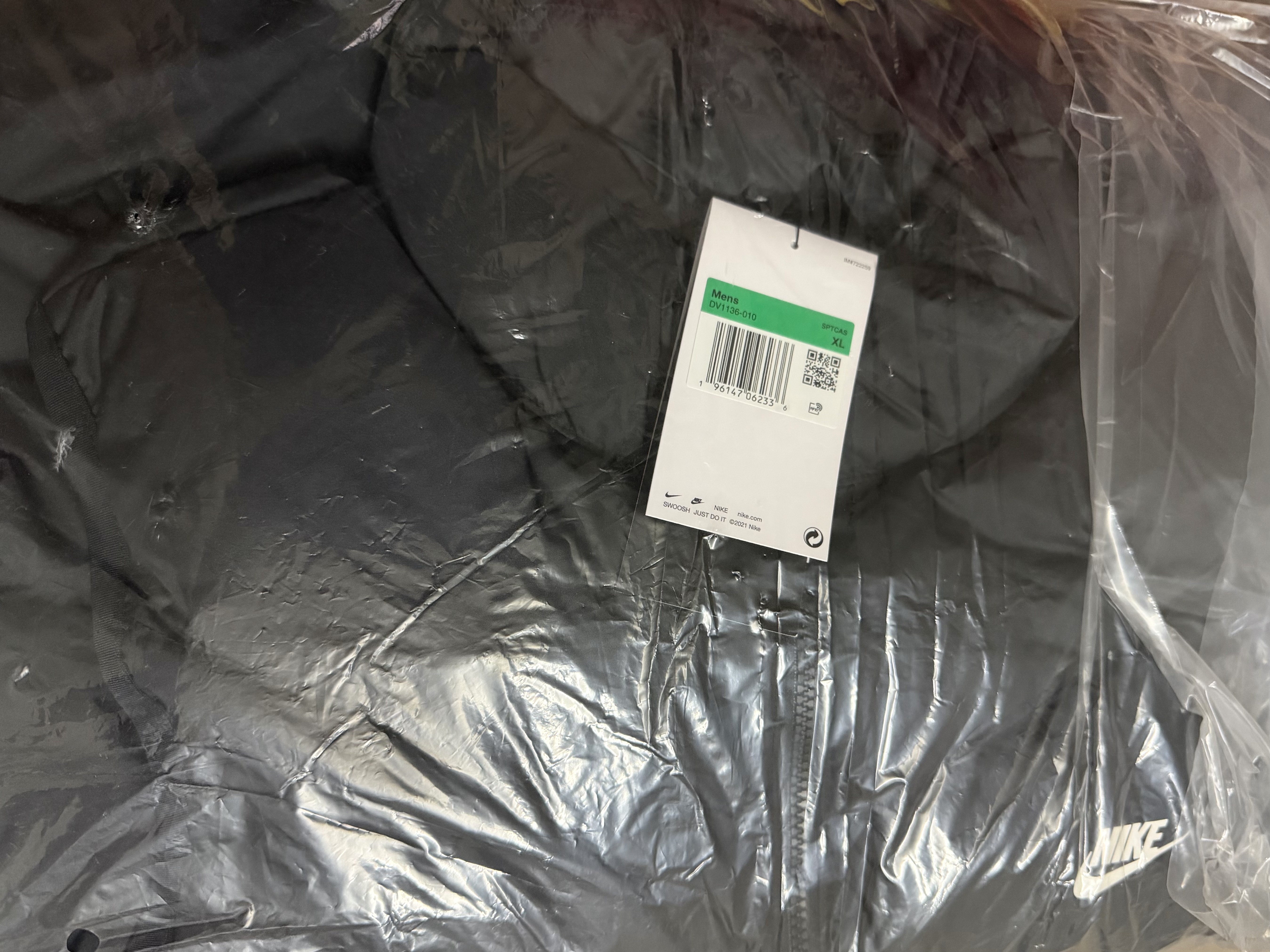 耐克（NIKE） 男子防风羽绒保暖马甲 STORM-FIT WINDRUNNER DV1136-010 XL 实拍图