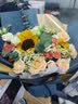 艾斯维娜鲜花速递向日葵混搭花束生日礼物全国同城配送 向日葵香槟韩式花束 实拍图
