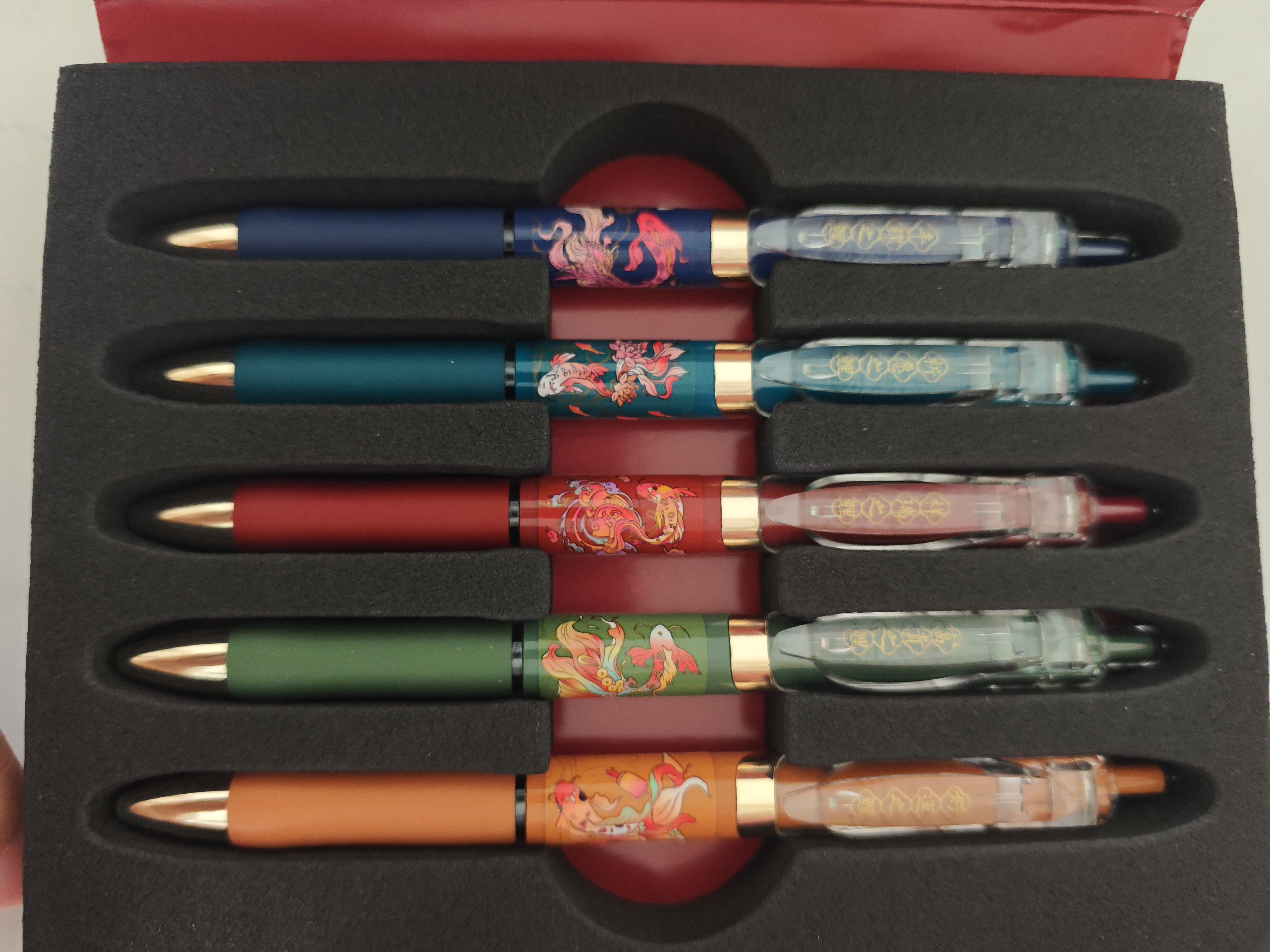 晨光（M&G）文具考试专用K35锦鲤0.5黑色中性笔礼盒按动速干经典子弹头签字笔学生/办公用水笔5支国庆节礼物 实拍图