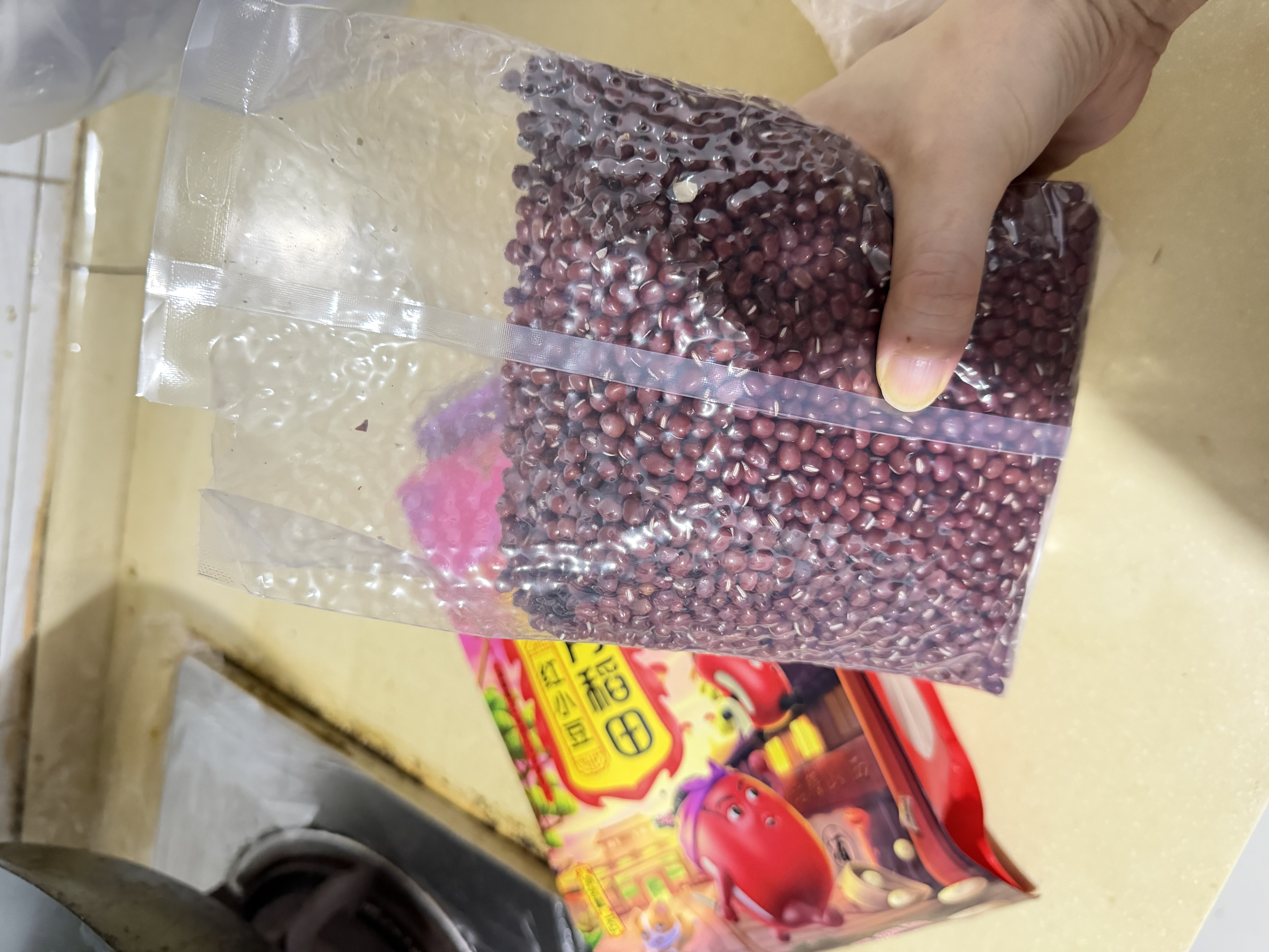 十月稻田 红小豆 2斤 红豆沙 打豆浆 杂粮粗粮真空装 大米伴侣 八宝粥原料 实拍图