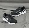 耐克NIKE跑步鞋男透气RUN SWIFT 3运动鞋春夏款DR2695-002黑白42.5 实拍图