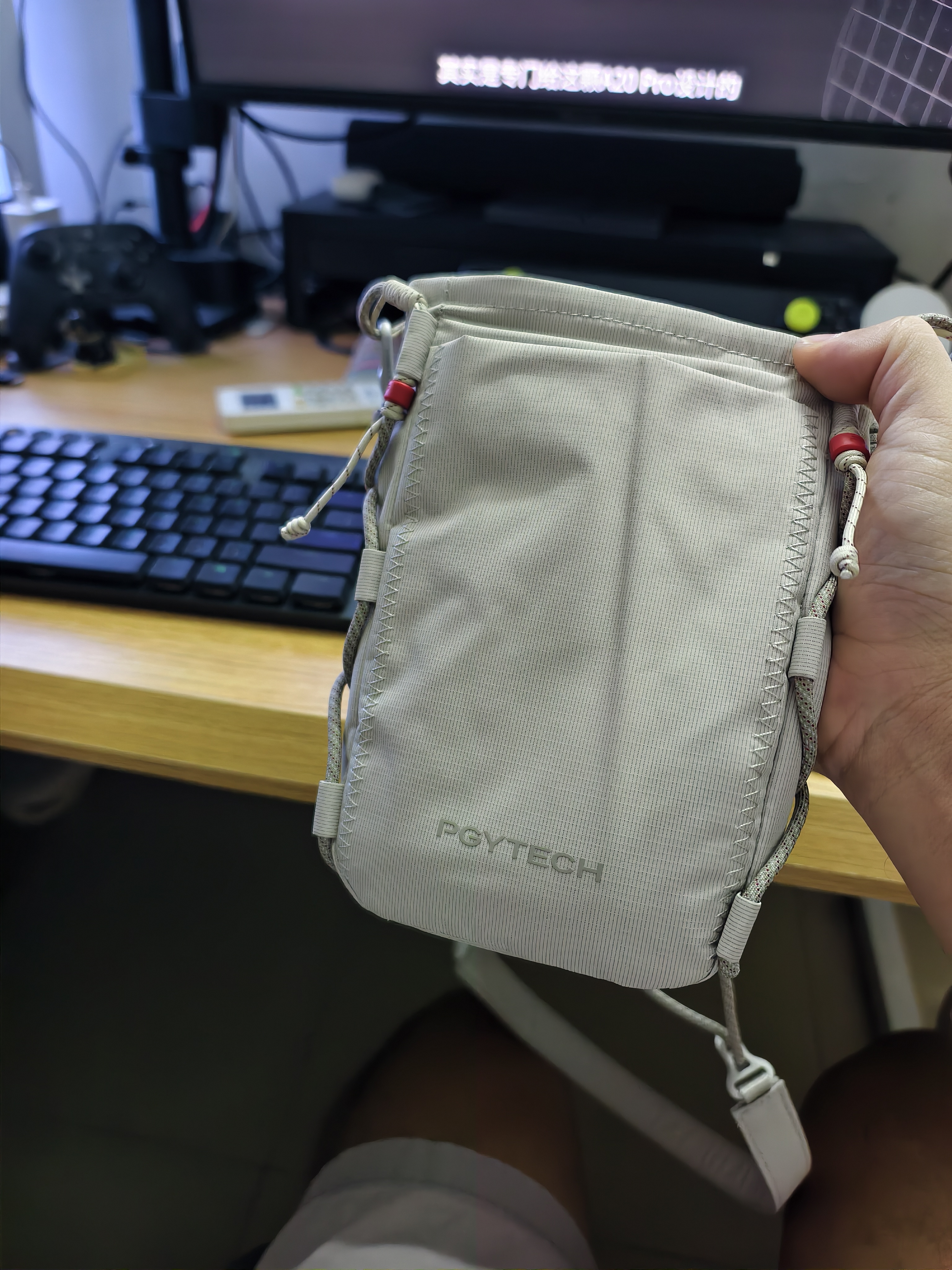 PGYTECH手机包蒲公英微单相机包单肩挎包OneGo手机摄影包卡片机收纳通用户外轻巧便携 休闲款霜月灰 实拍图
