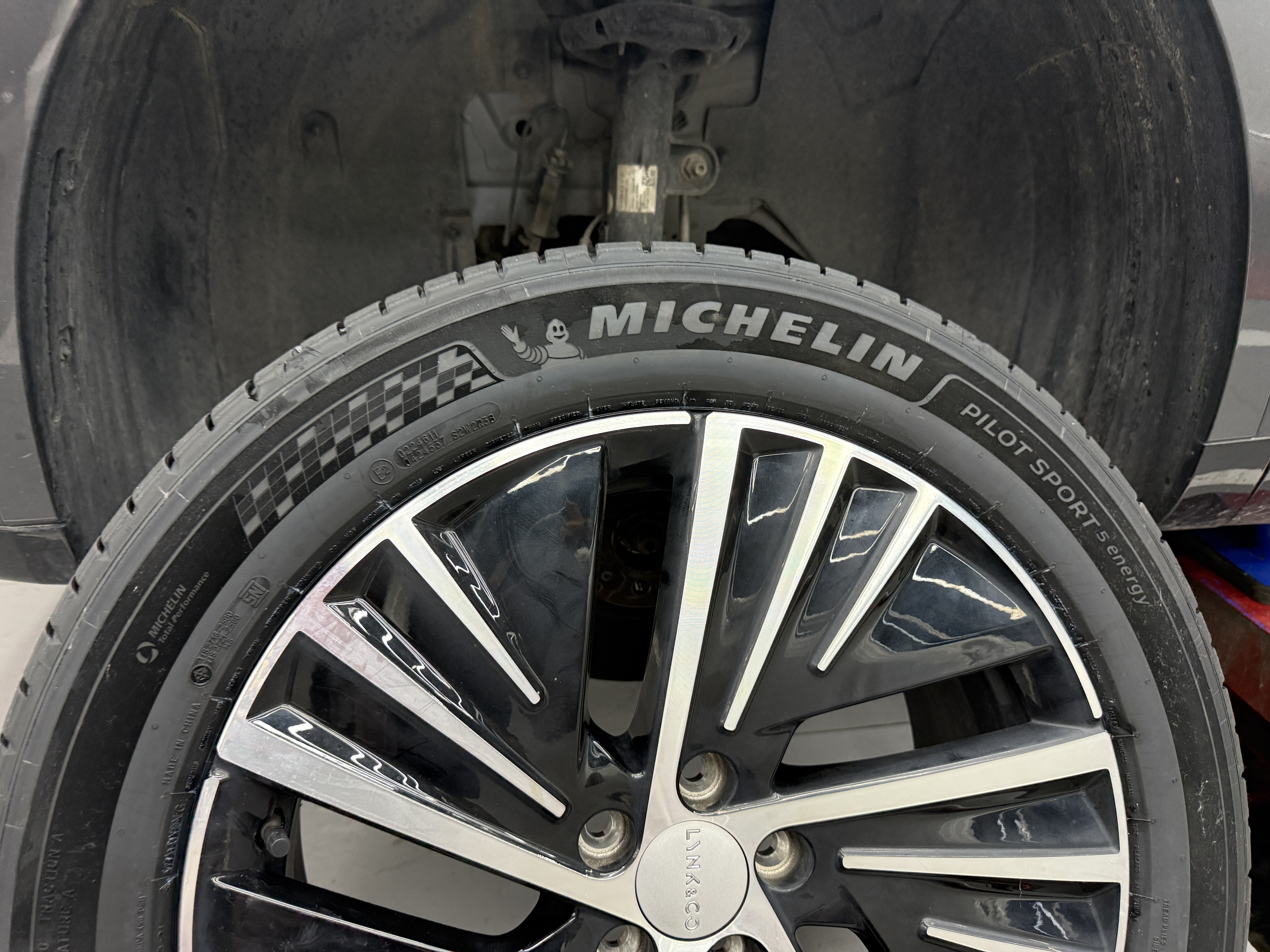 米其林（MICHELIN）汽车轮胎 235/55R19 105Y 竞驰5E PILOT SPORT 5 ENERGY 实拍图