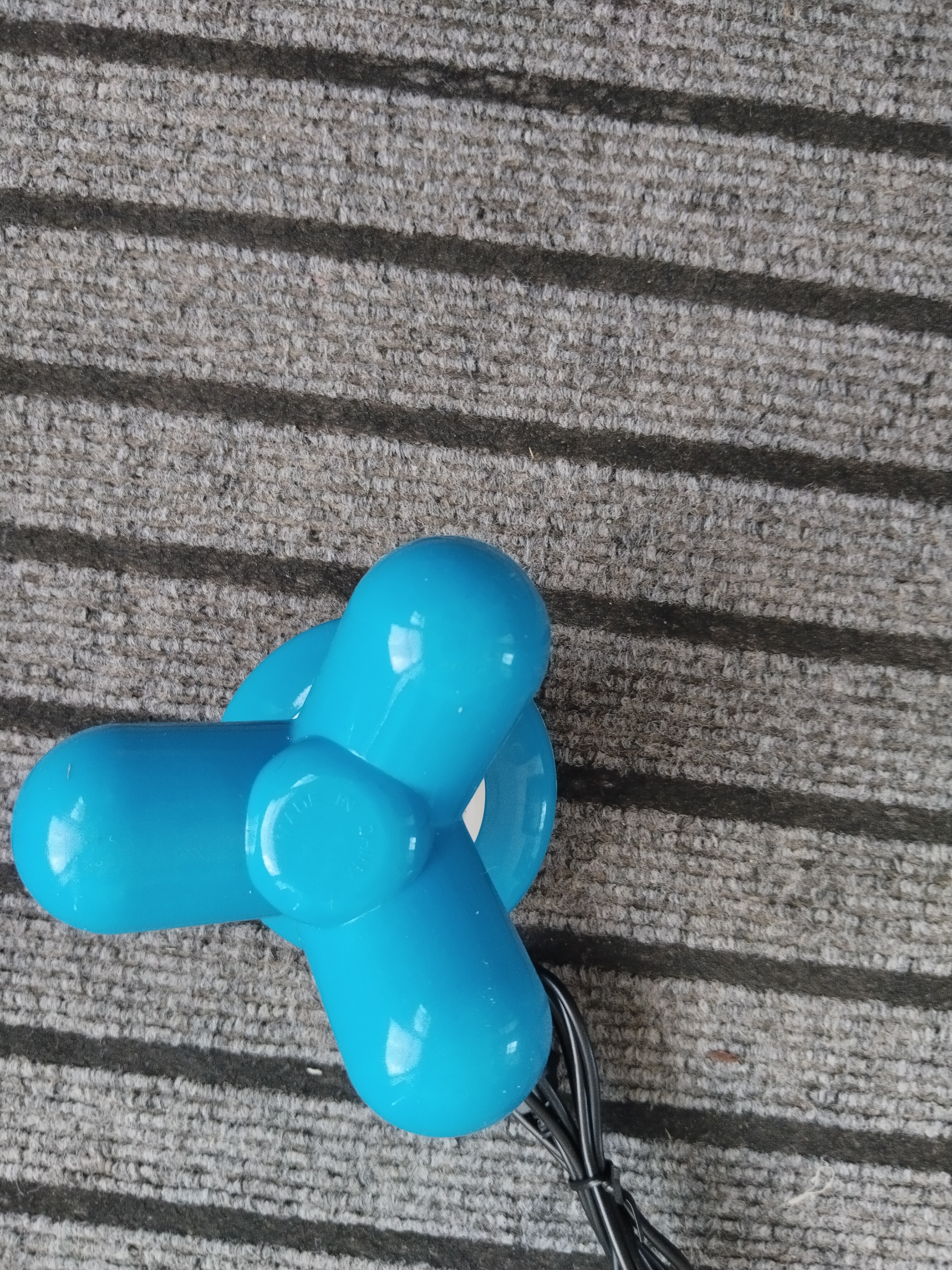 迷你按摩器倍儿轻松USB电动按摩仪手持办公家用颈椎腰部腿部便携式mini三角按摩机领取优惠券 【旗舰款】配电源线+不配电池+随机颜色 实拍图