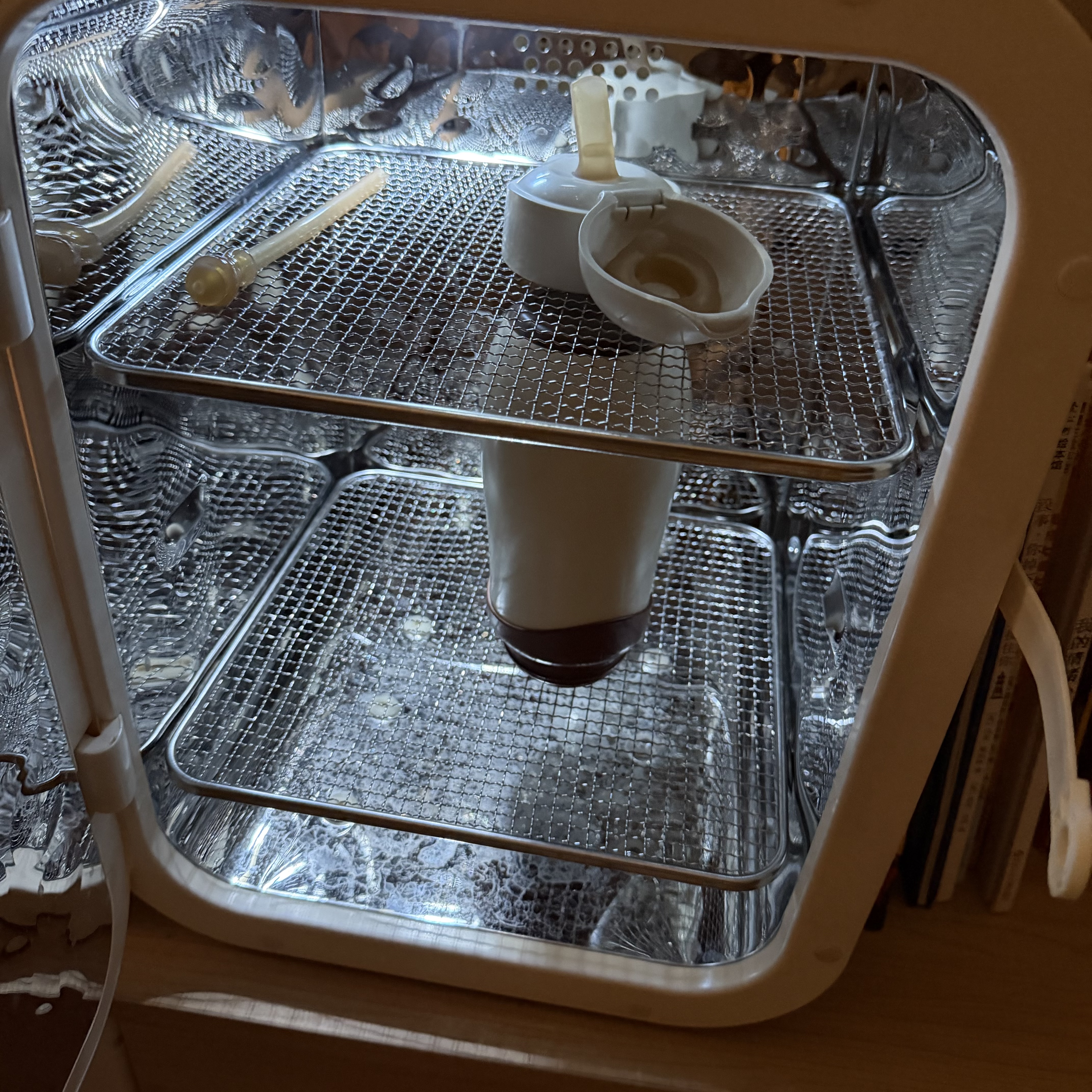 可优比（KUB）婴儿奶瓶消毒柜 烘干杀菌一体消毒器21颗无泵灯珠22L保洁柜-米色 实拍图
